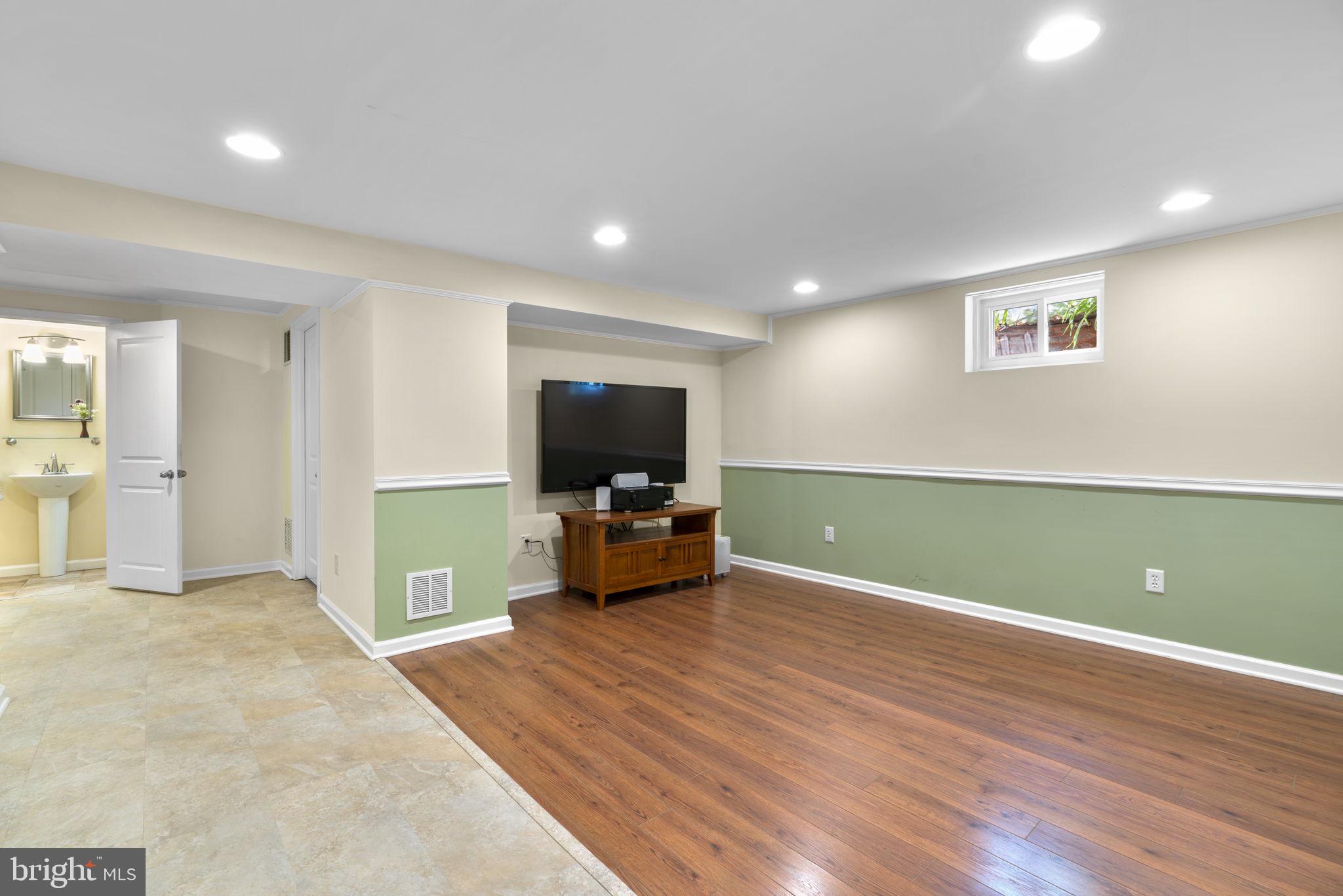 DUNMORE - Residential