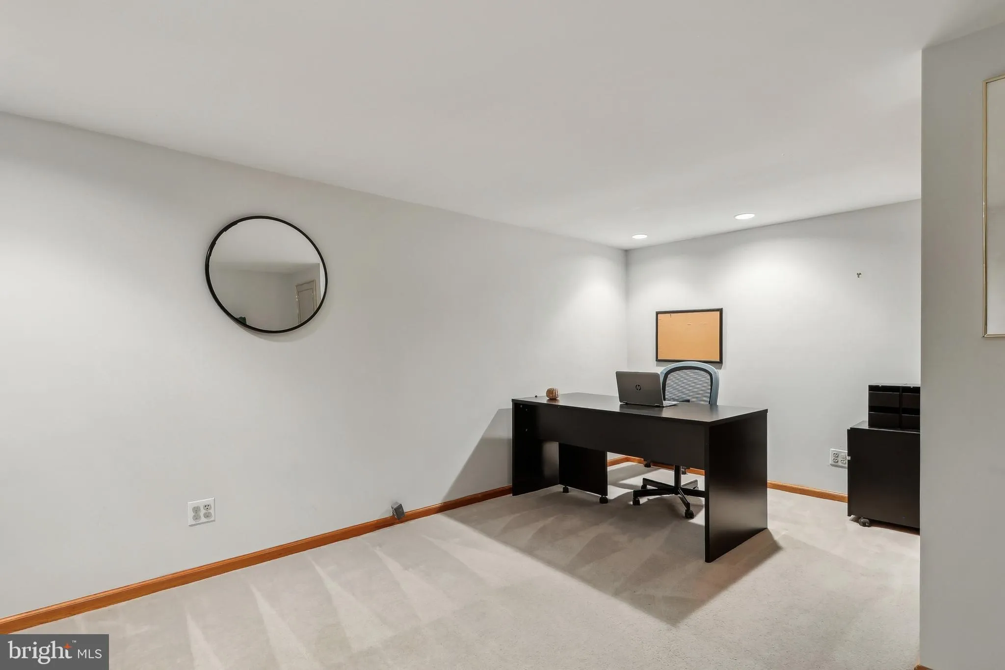 West Windsor, New Jersey 08550, United States, 4 Bedrooms Bedrooms, ,4 BathroomsBathrooms,Residential,Pending,130182