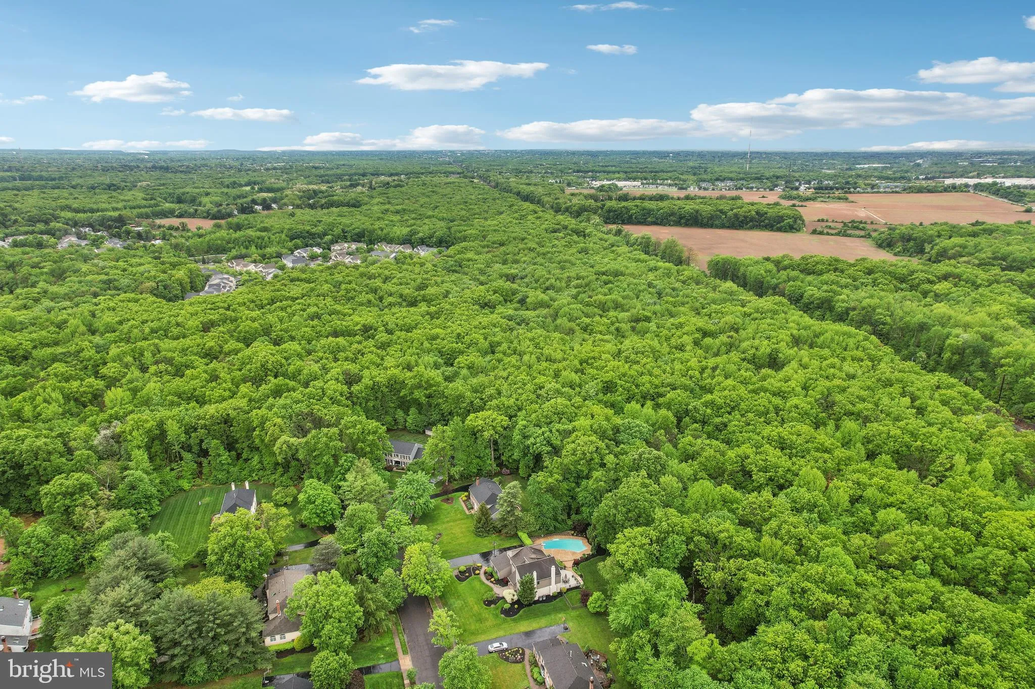 West Windsor, New Jersey 08550, United States, 4 Bedrooms Bedrooms, ,4 BathroomsBathrooms,Residential,Pending,130182