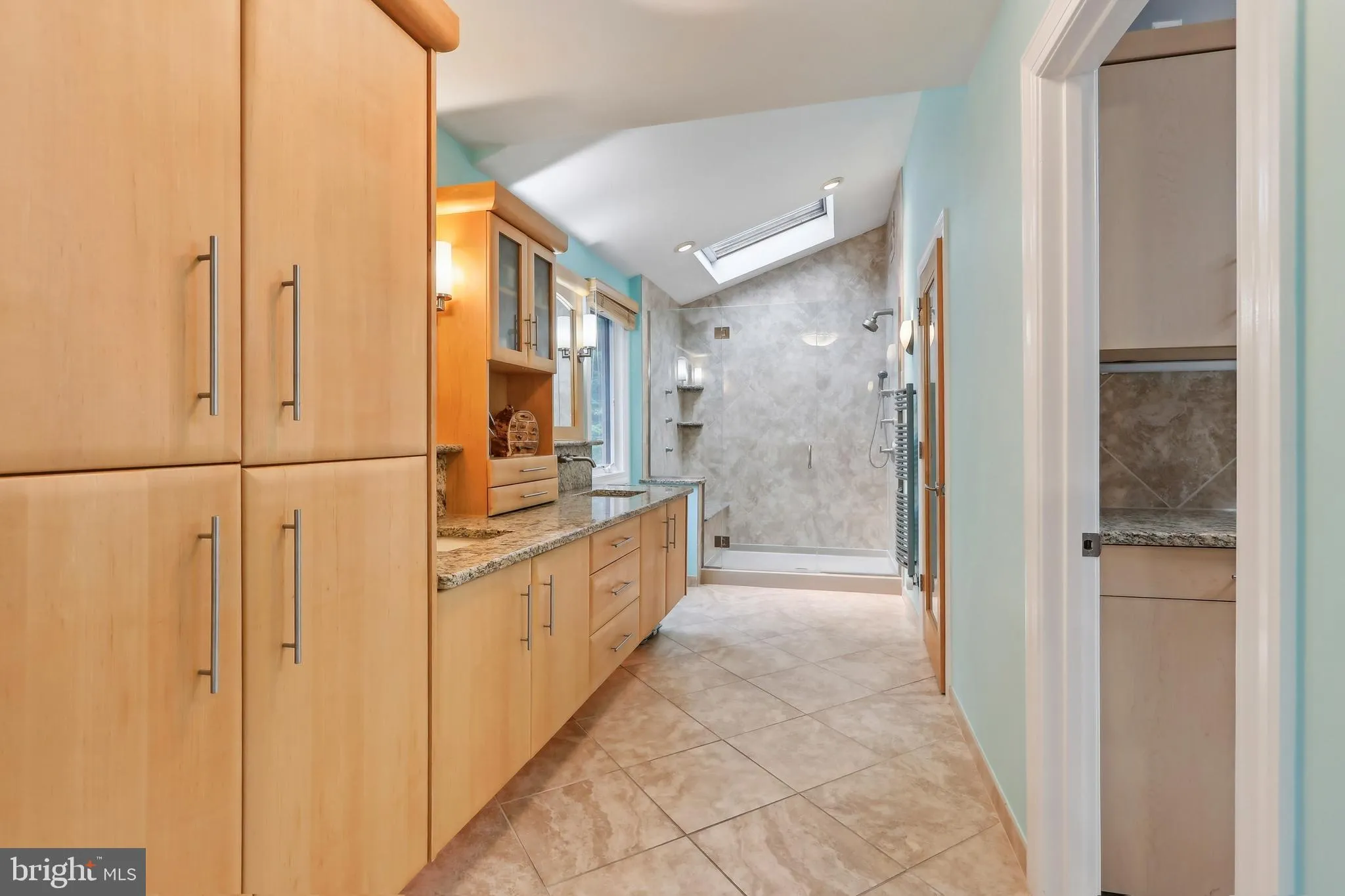 West Windsor, New Jersey 08550, United States, 4 Bedrooms Bedrooms, ,4 BathroomsBathrooms,Residential,Pending,130182