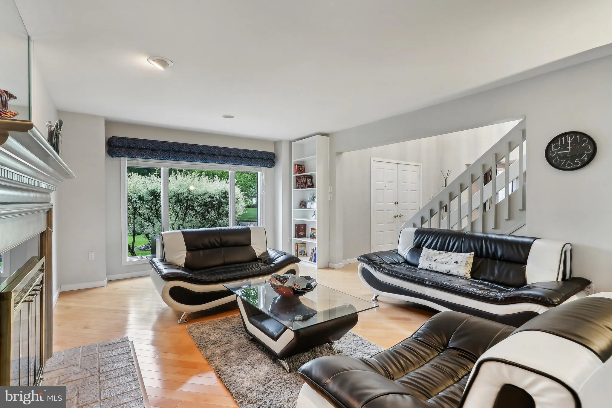 West Windsor, New Jersey 08550, United States, 4 Bedrooms Bedrooms, ,4 BathroomsBathrooms,Residential,Pending,130182