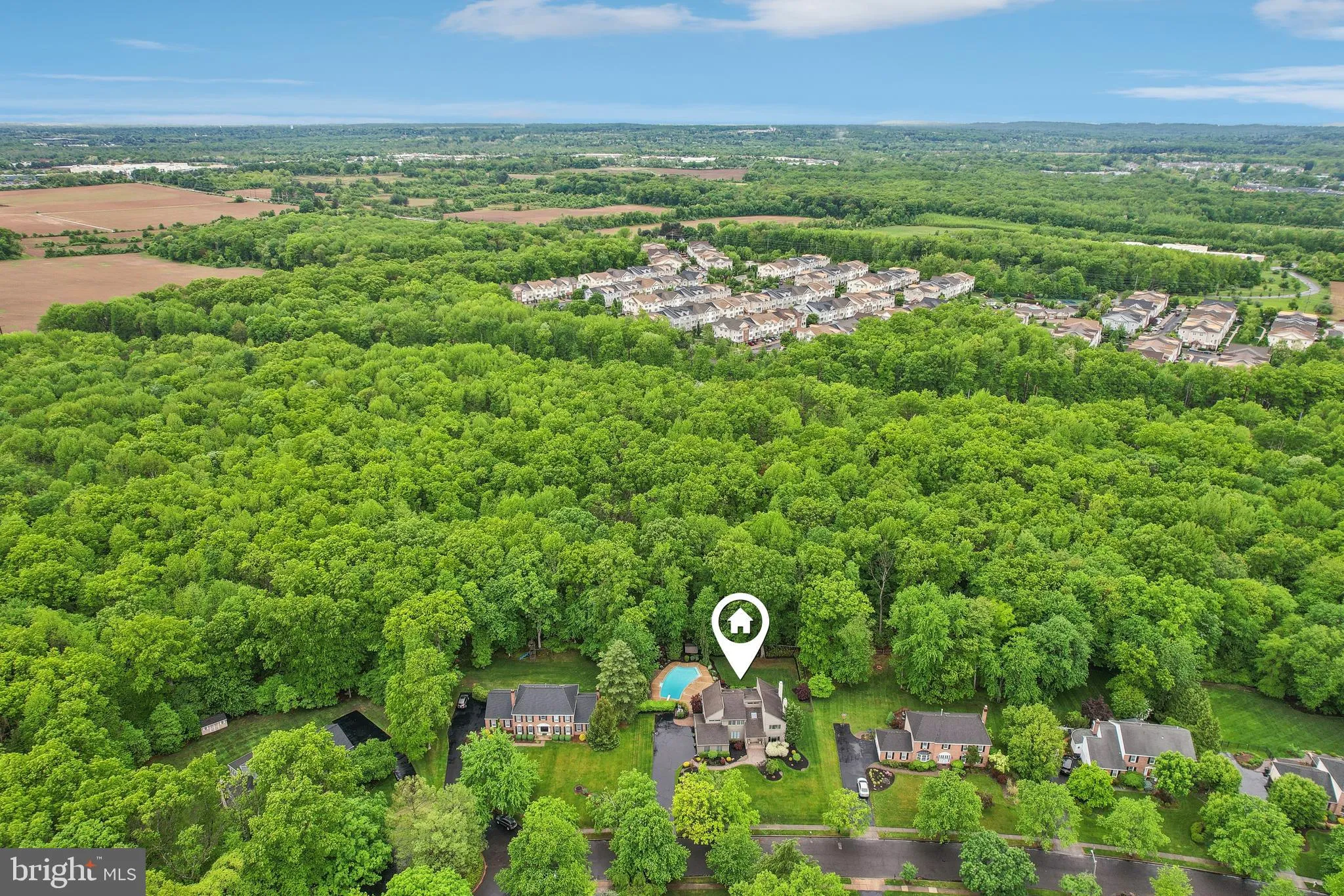 West Windsor, New Jersey 08550, United States, 4 Bedrooms Bedrooms, ,4 BathroomsBathrooms,Residential,Pending,130182