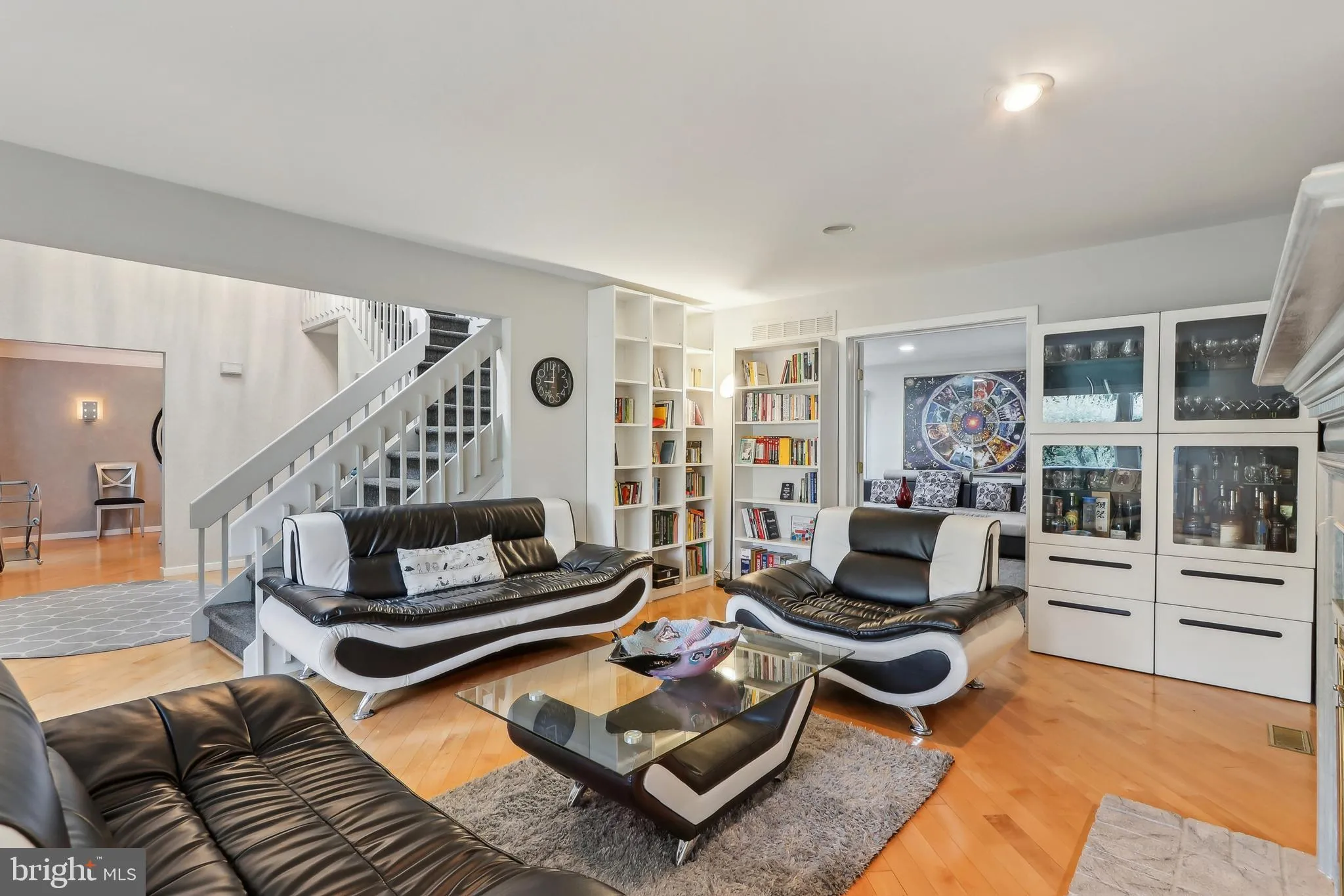 West Windsor, New Jersey 08550, United States, 4 Bedrooms Bedrooms, ,4 BathroomsBathrooms,Residential,Pending,130182