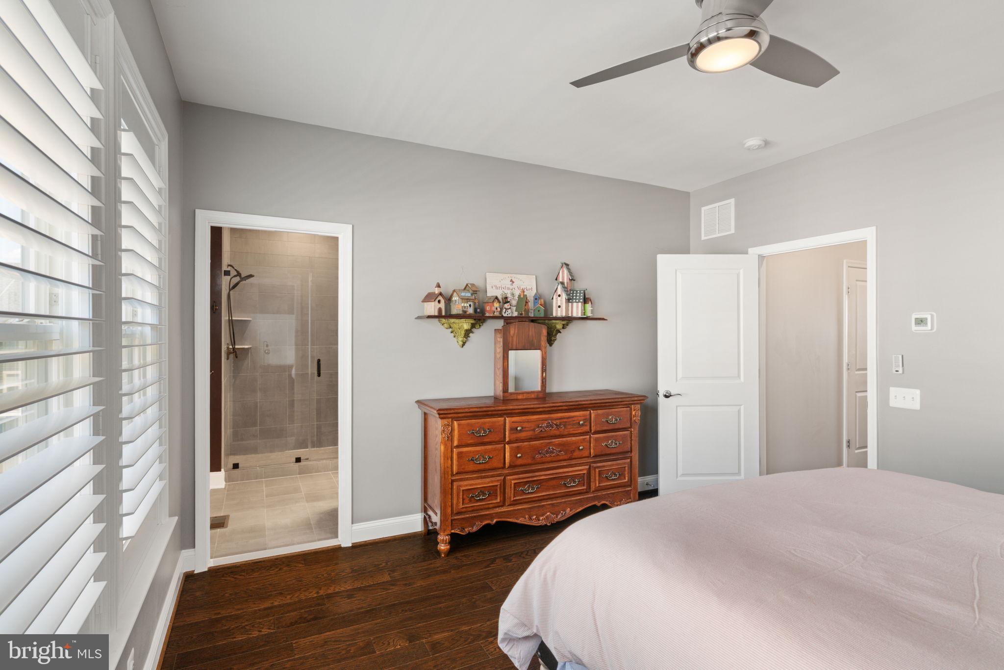 POTOMAC SHORES - Residential