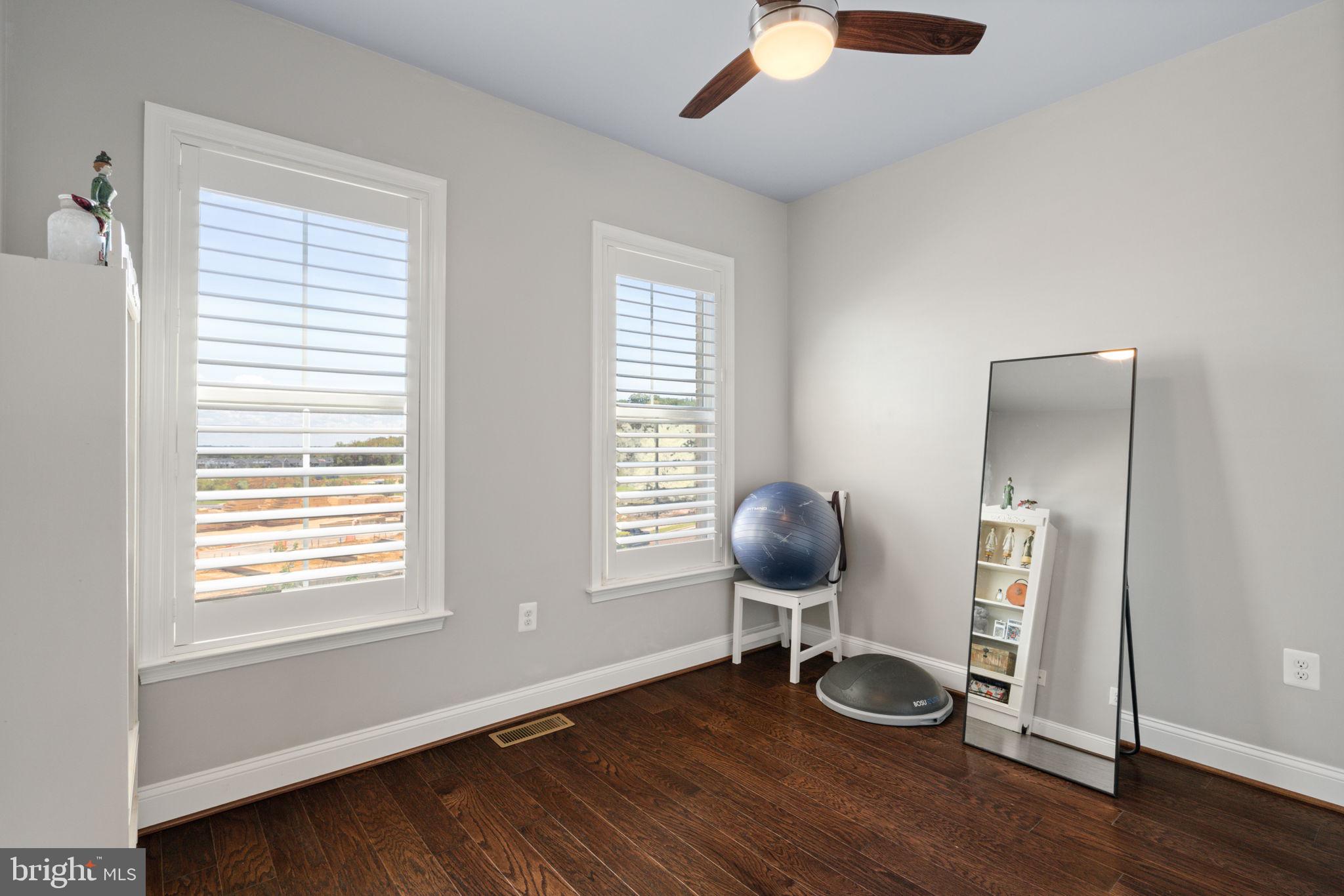 POTOMAC SHORES - Residential