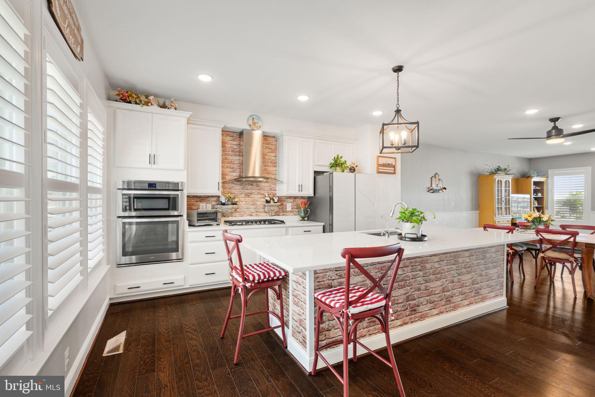 POTOMAC SHORES - Residential