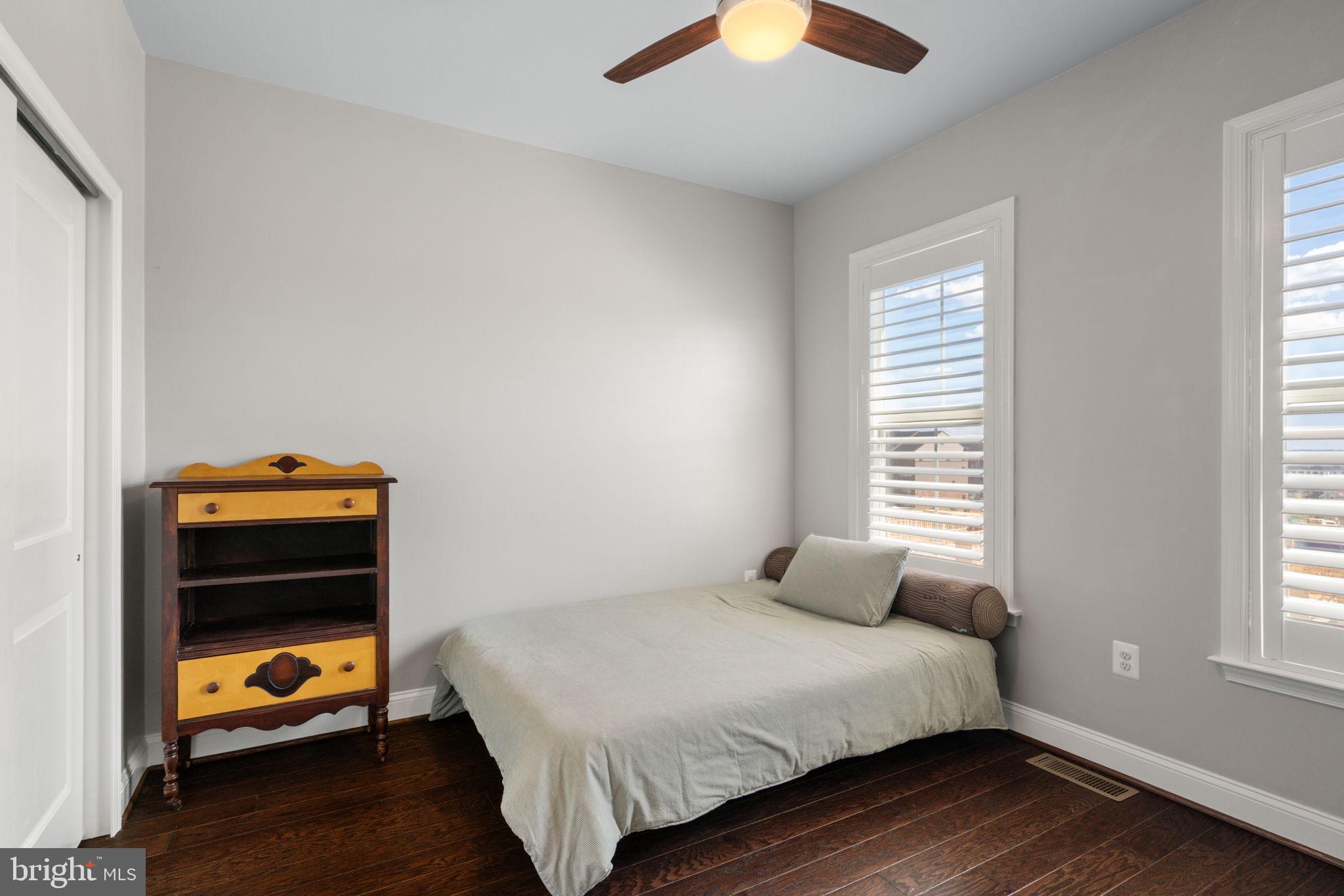 POTOMAC SHORES - Residential