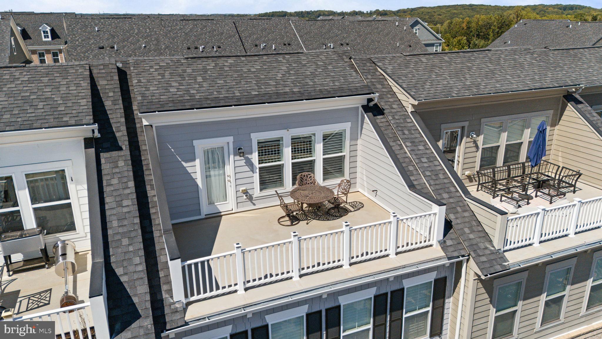 POTOMAC SHORES - Residential