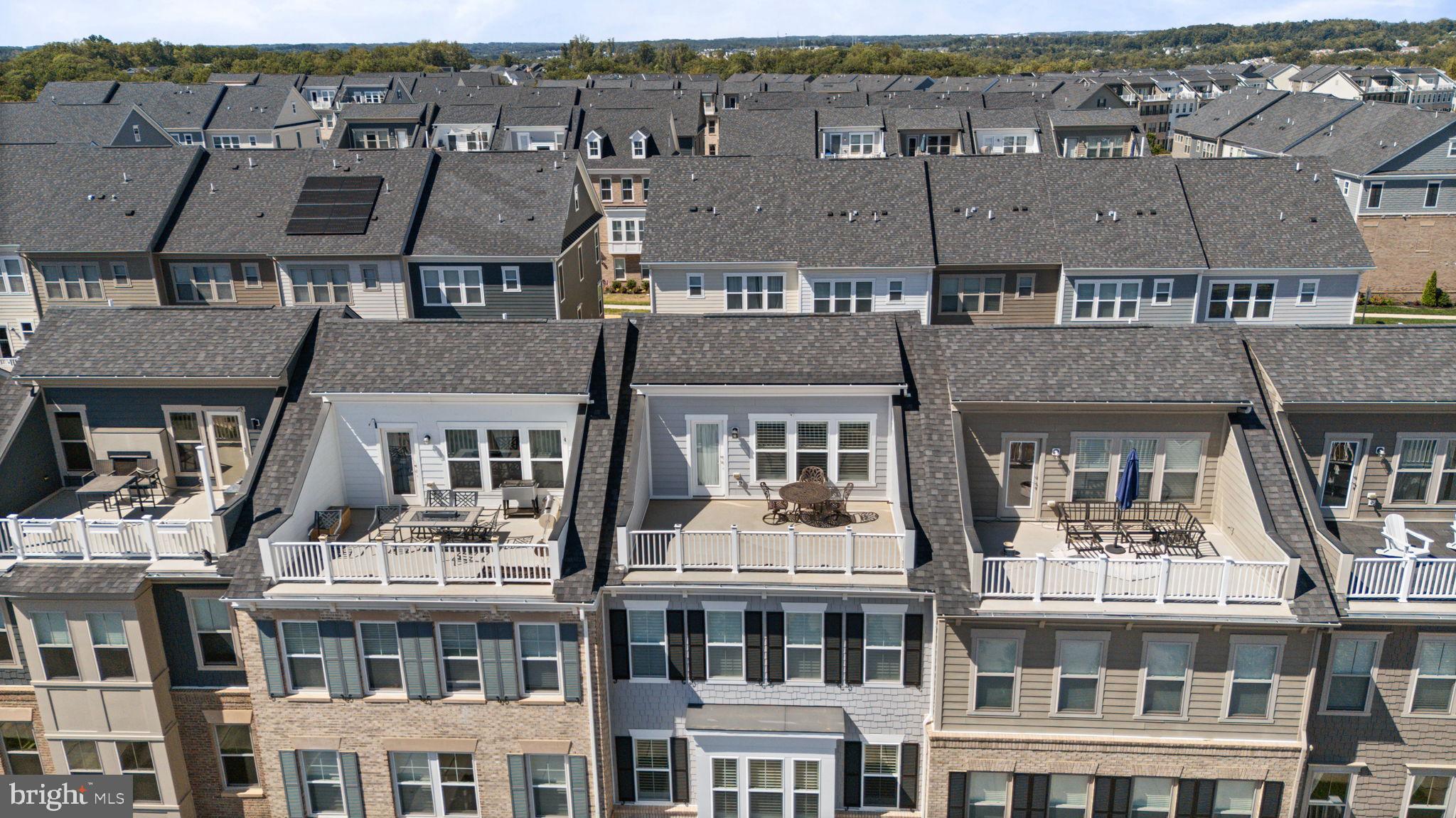 POTOMAC SHORES - Residential