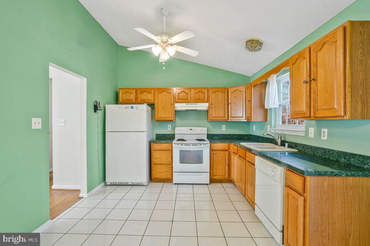 CHESAPEAKE RANCH ESTATES - Residential