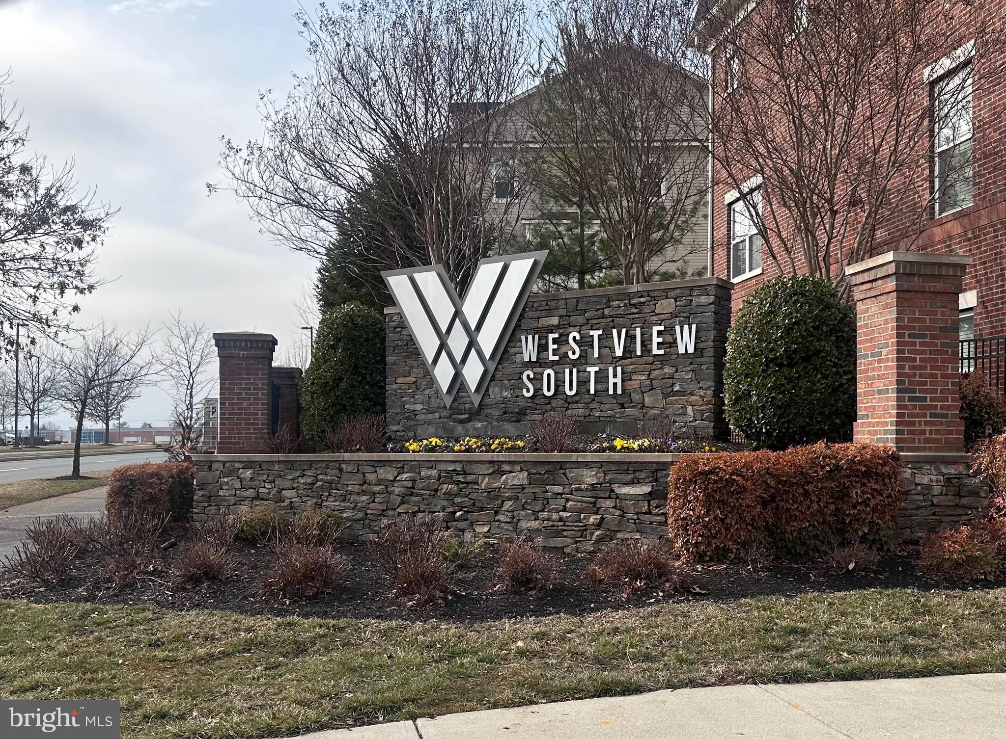 WESTVIEW SOUTH - Residential