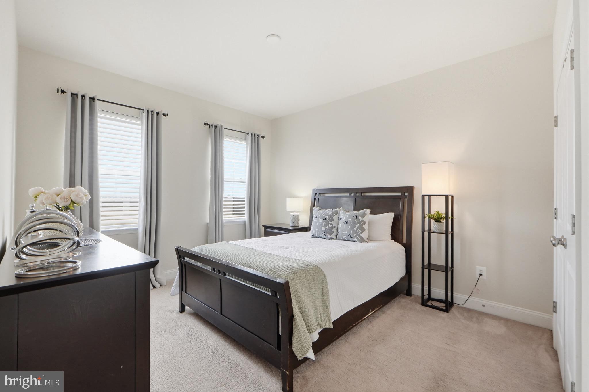 WESTVIEW SOUTH - Residential