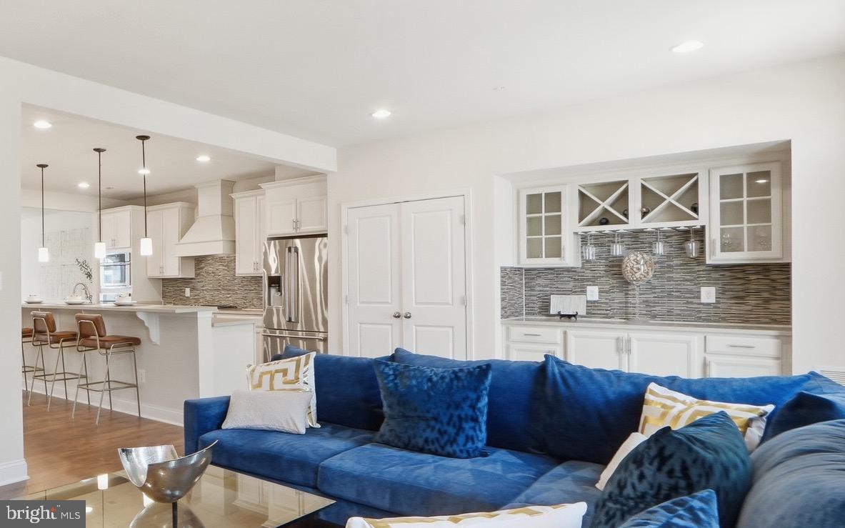 WESTVIEW SOUTH - Residential