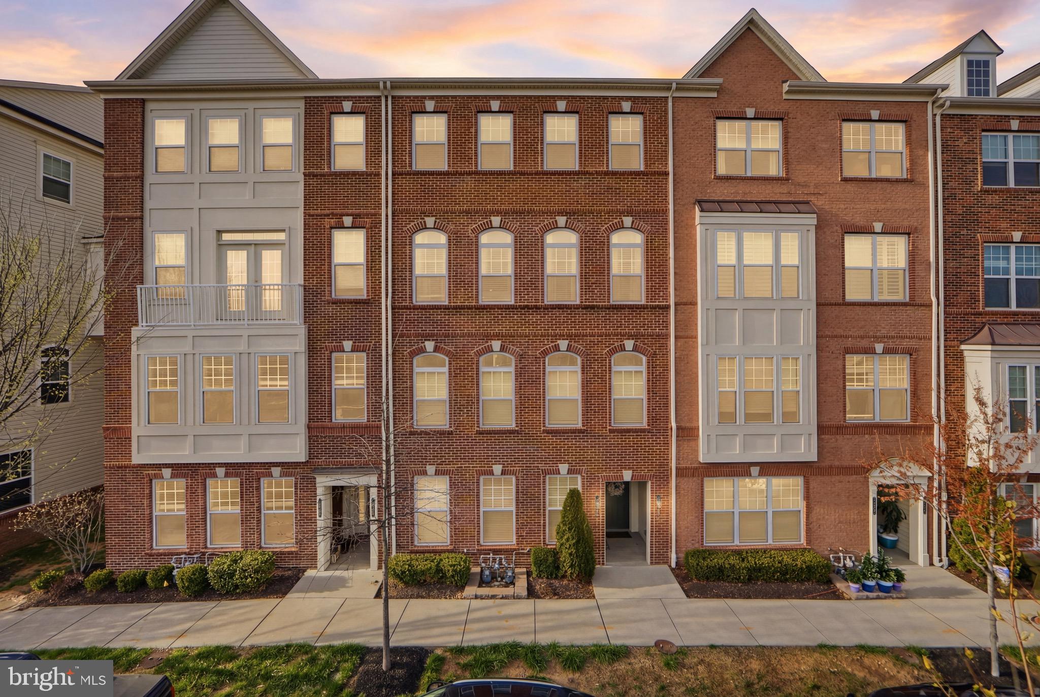 WESTVIEW SOUTH - Residential