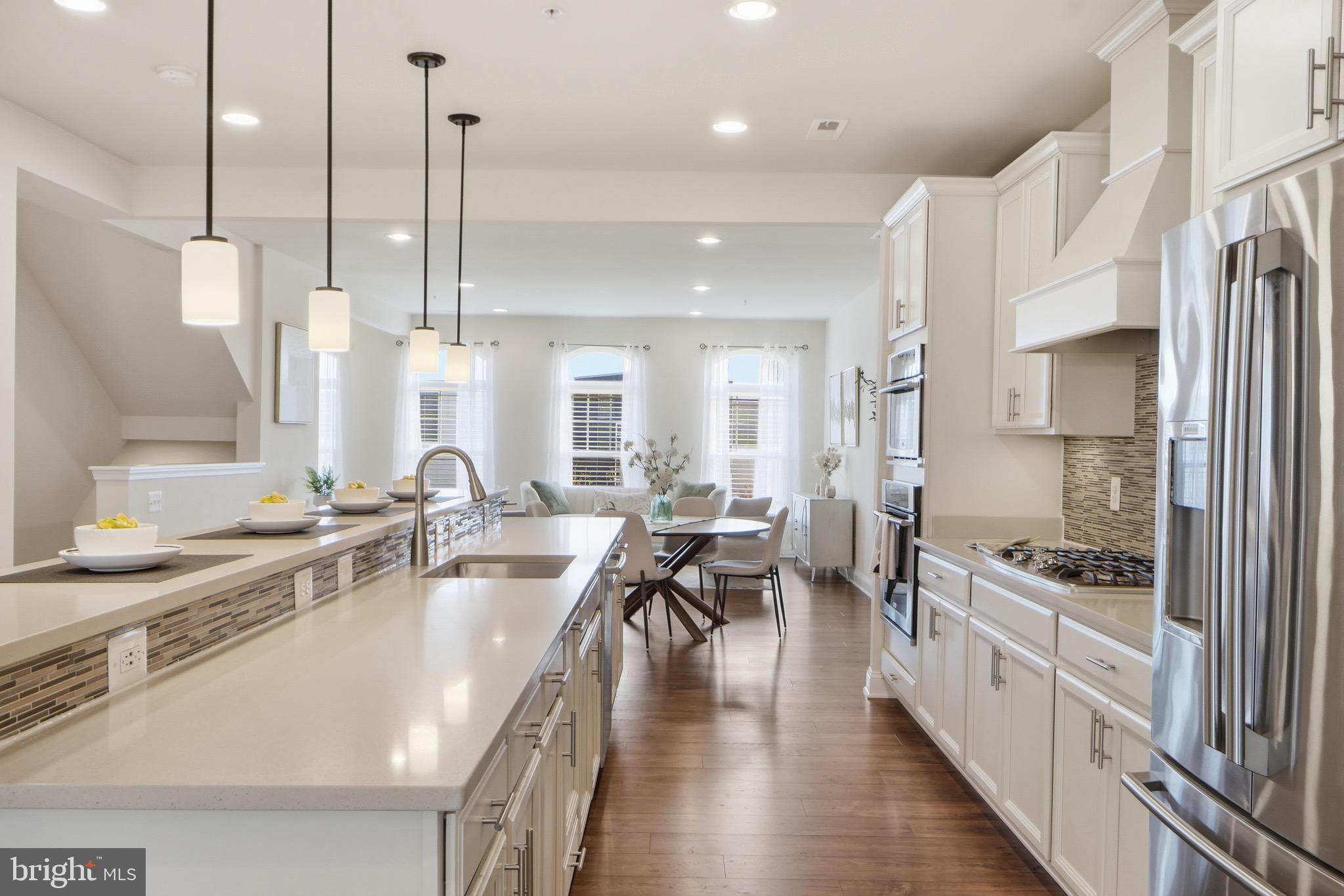 WESTVIEW SOUTH - Residential