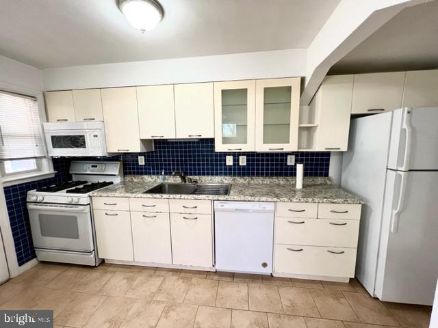 AIRAGE VILLAGE - Residential Lease