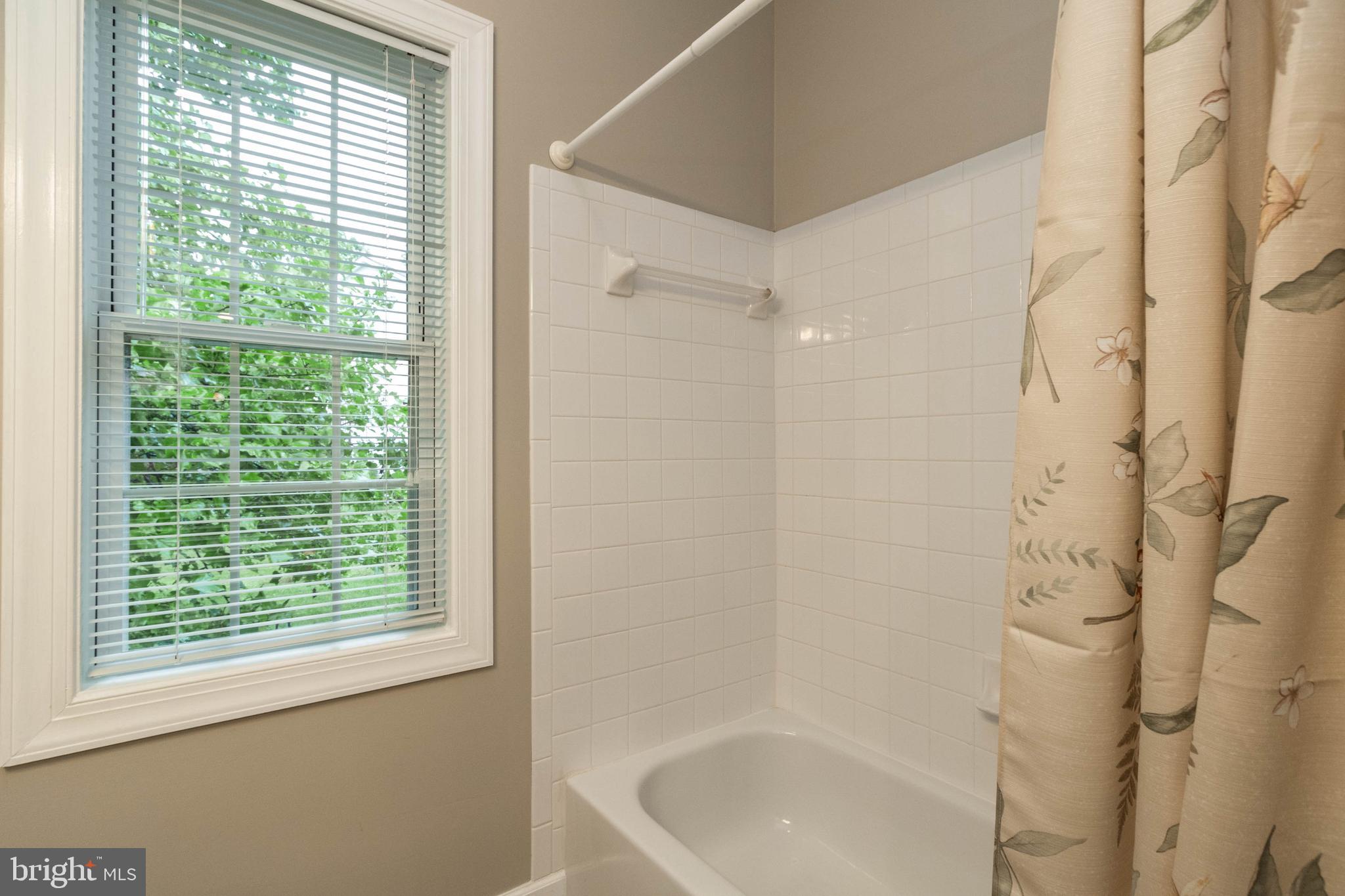 WHISPERWOOD - Residential