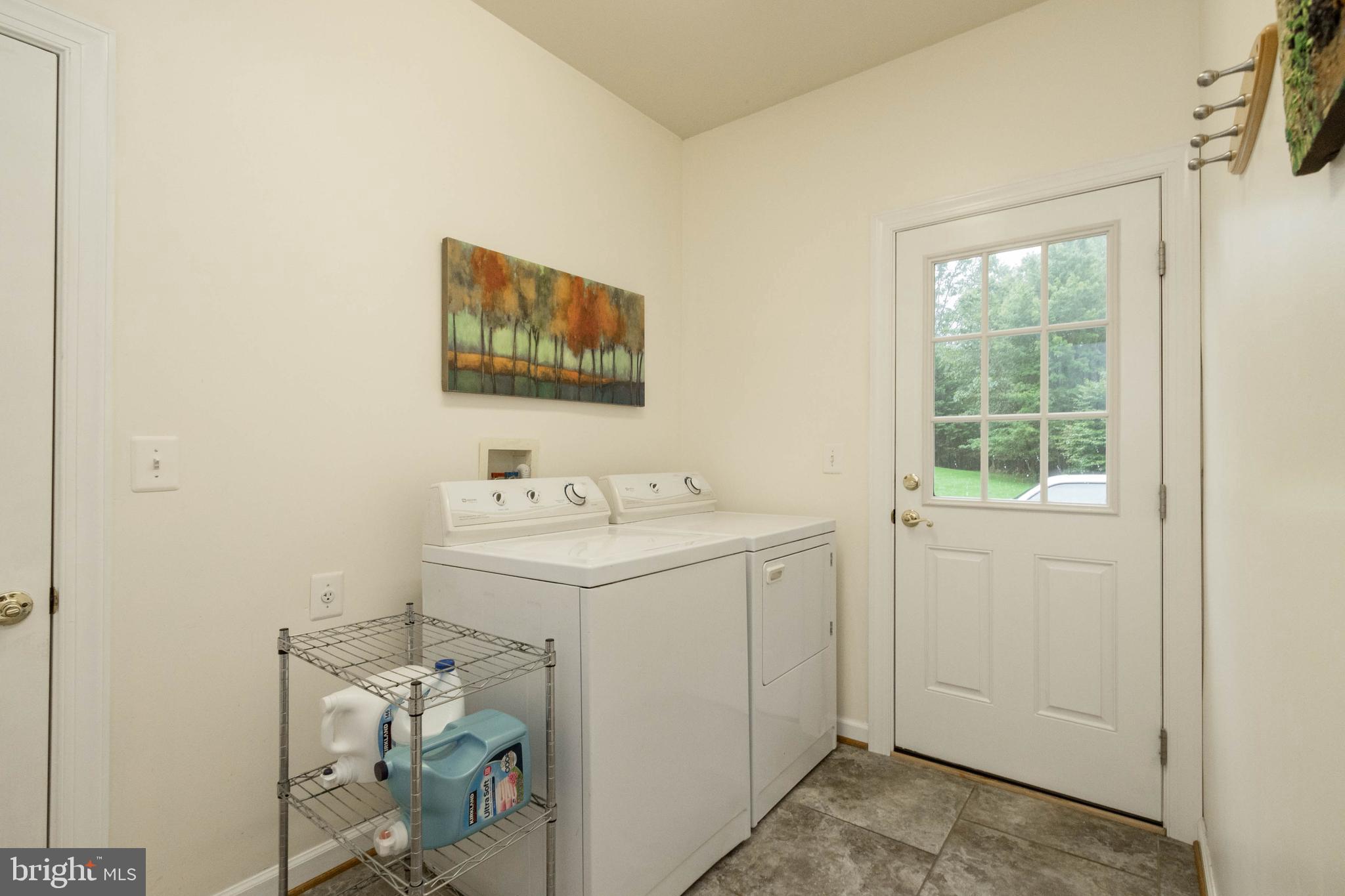 WHISPERWOOD - Residential