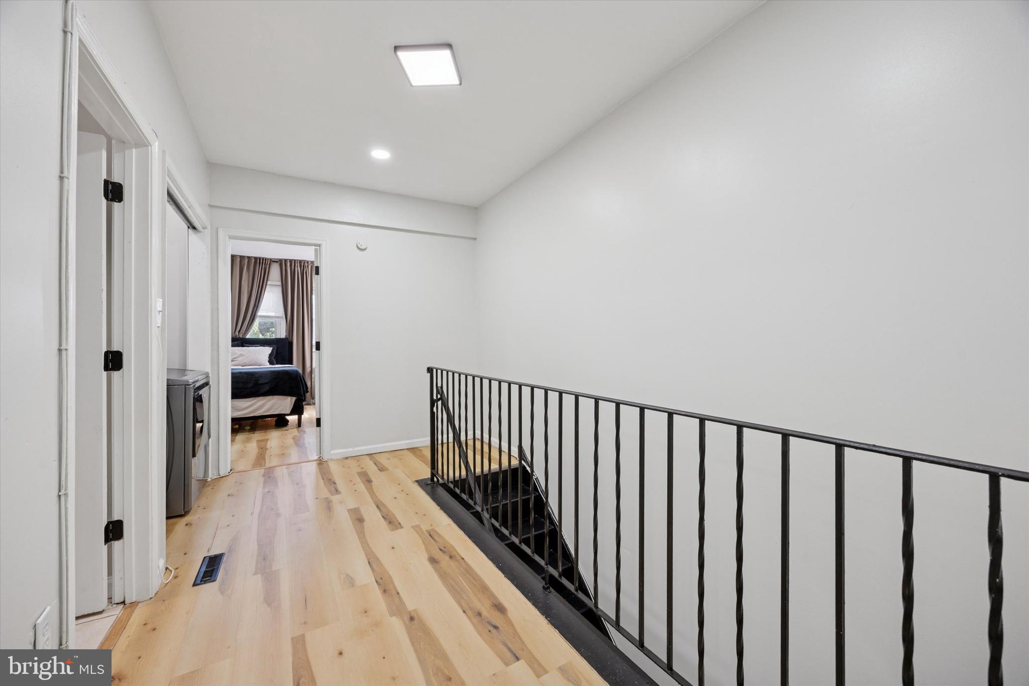 STRAWBERRY MANSION - Residential