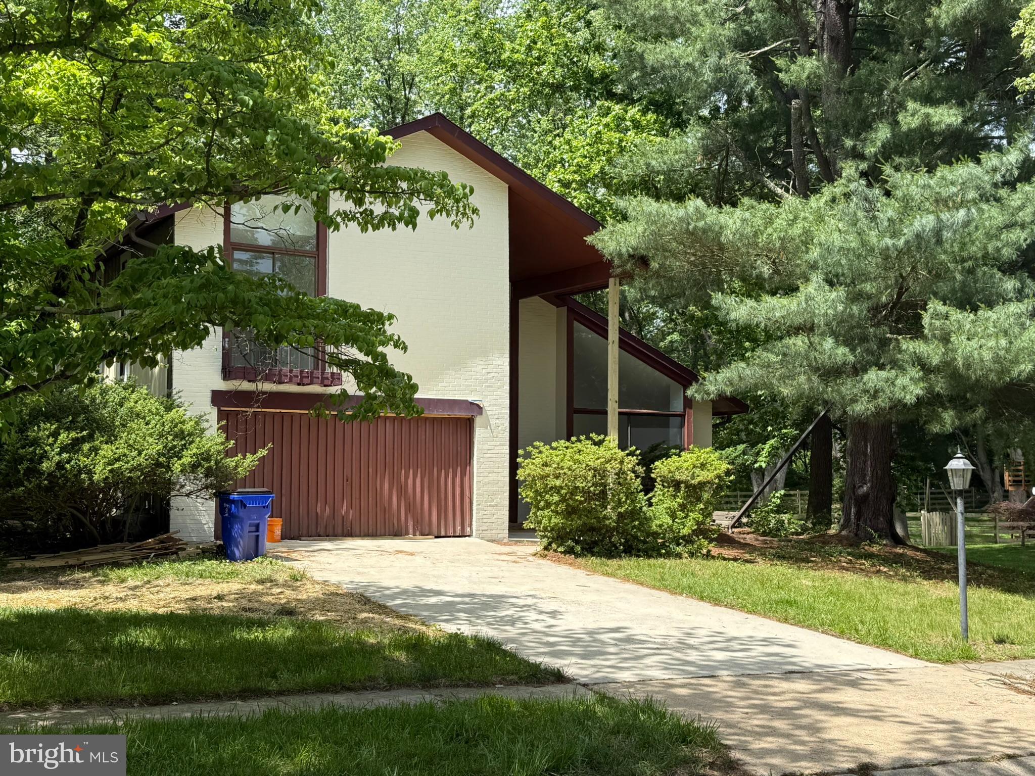 5338 LIGHTNING VIEW ROAD