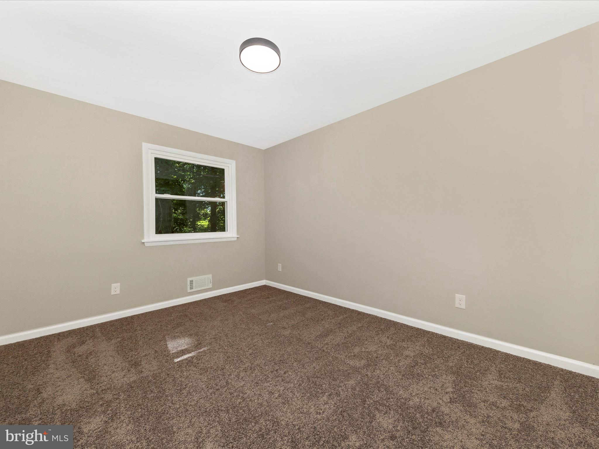 LOCH HAVEN - Residential