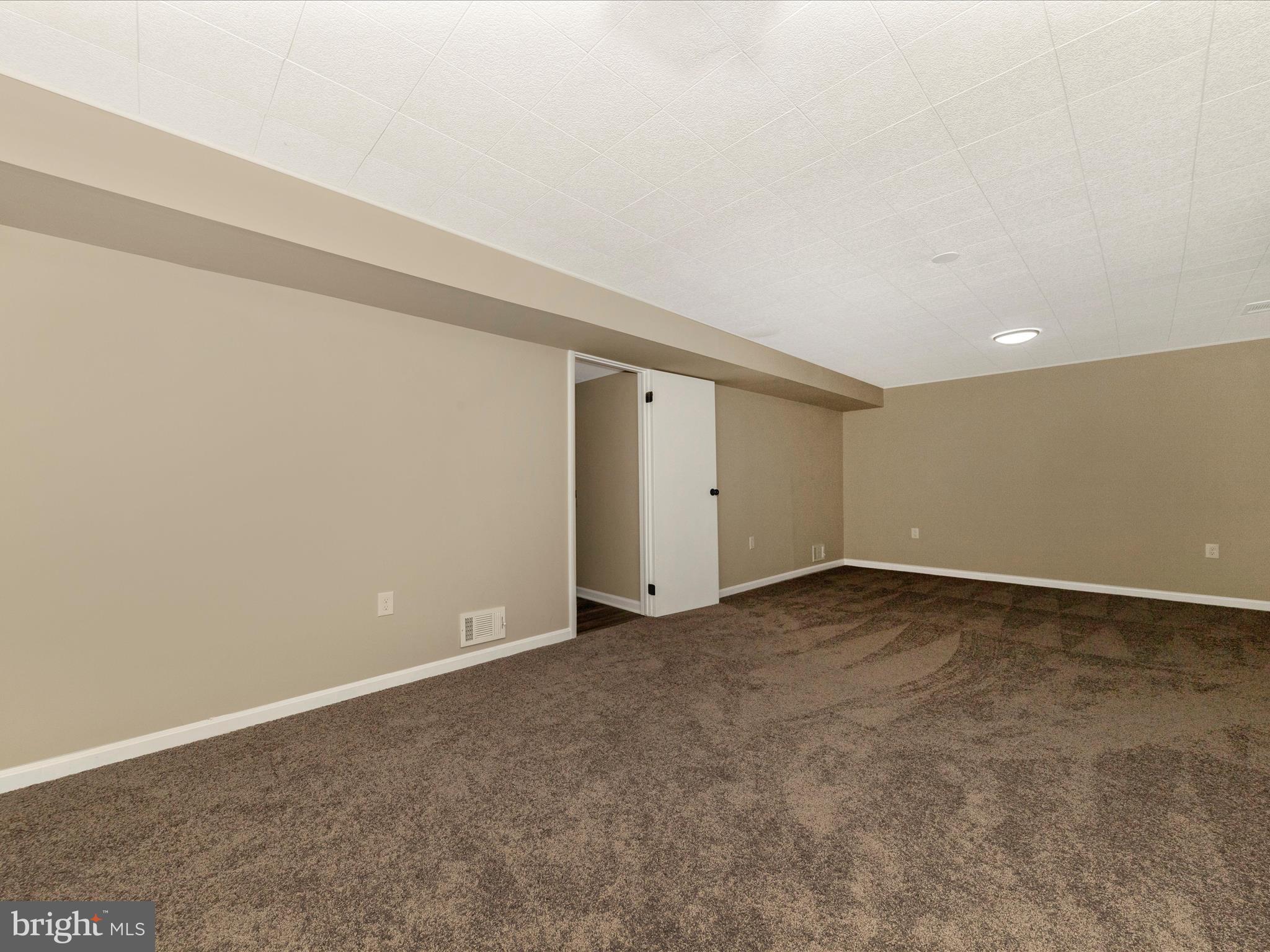 LOCH HAVEN - Residential