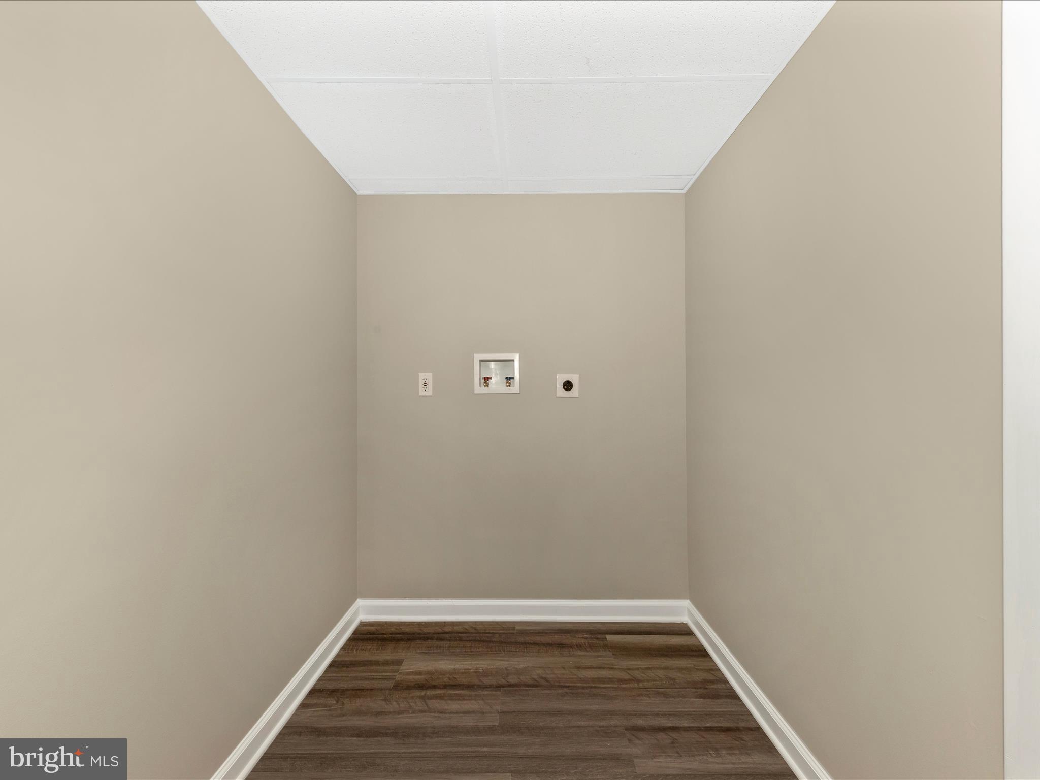 LOCH HAVEN - Residential