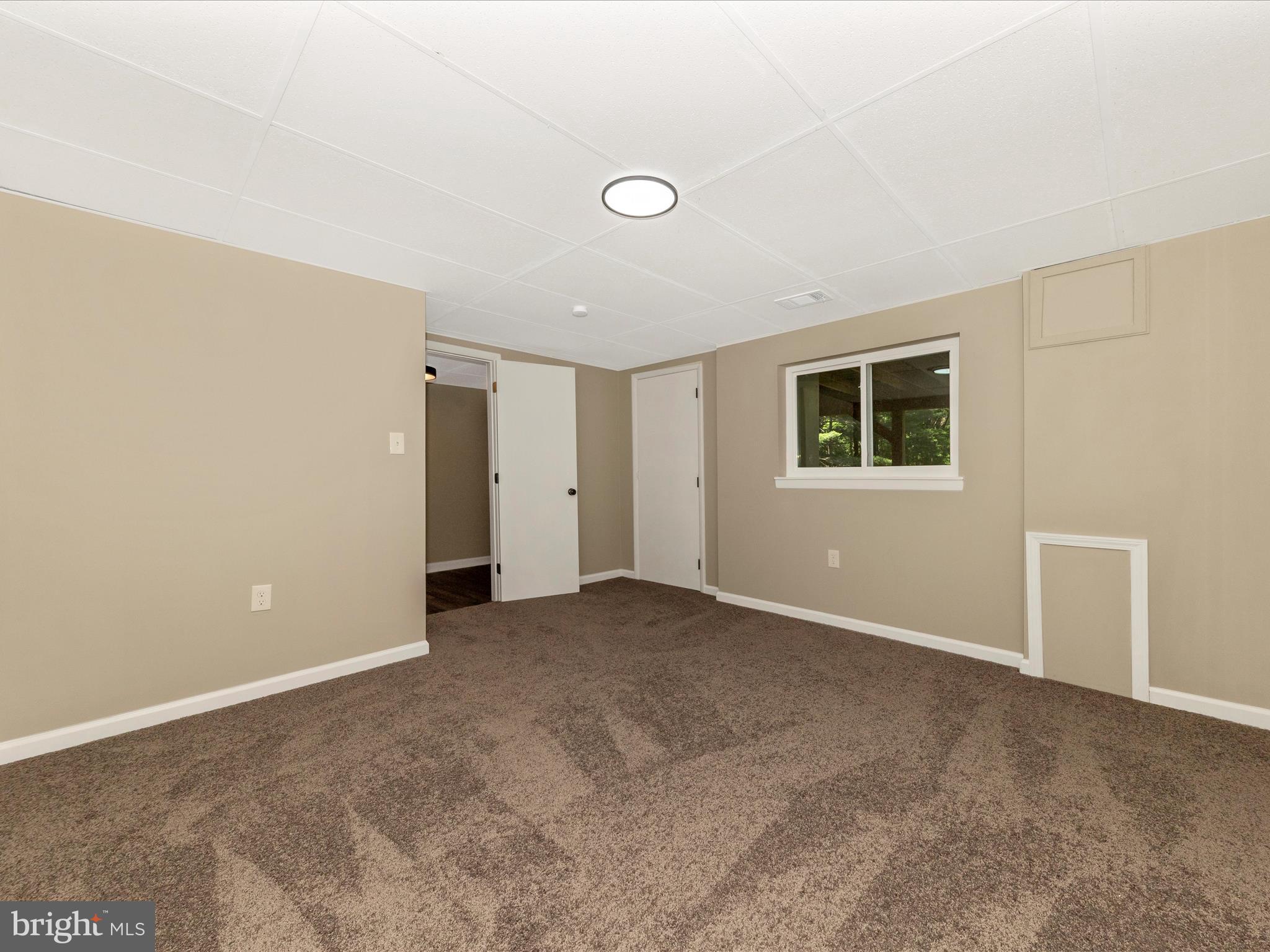 LOCH HAVEN - Residential