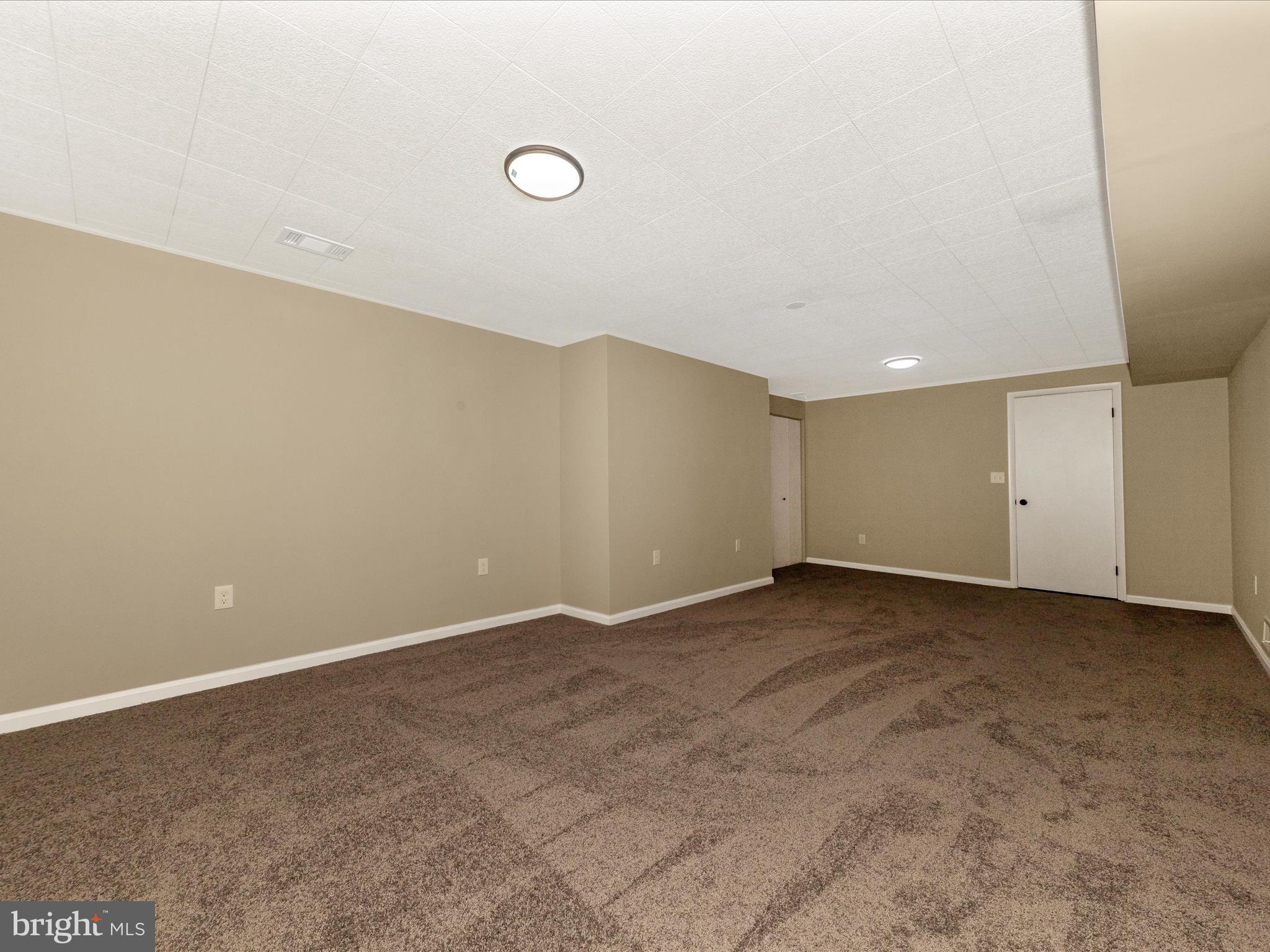 LOCH HAVEN - Residential