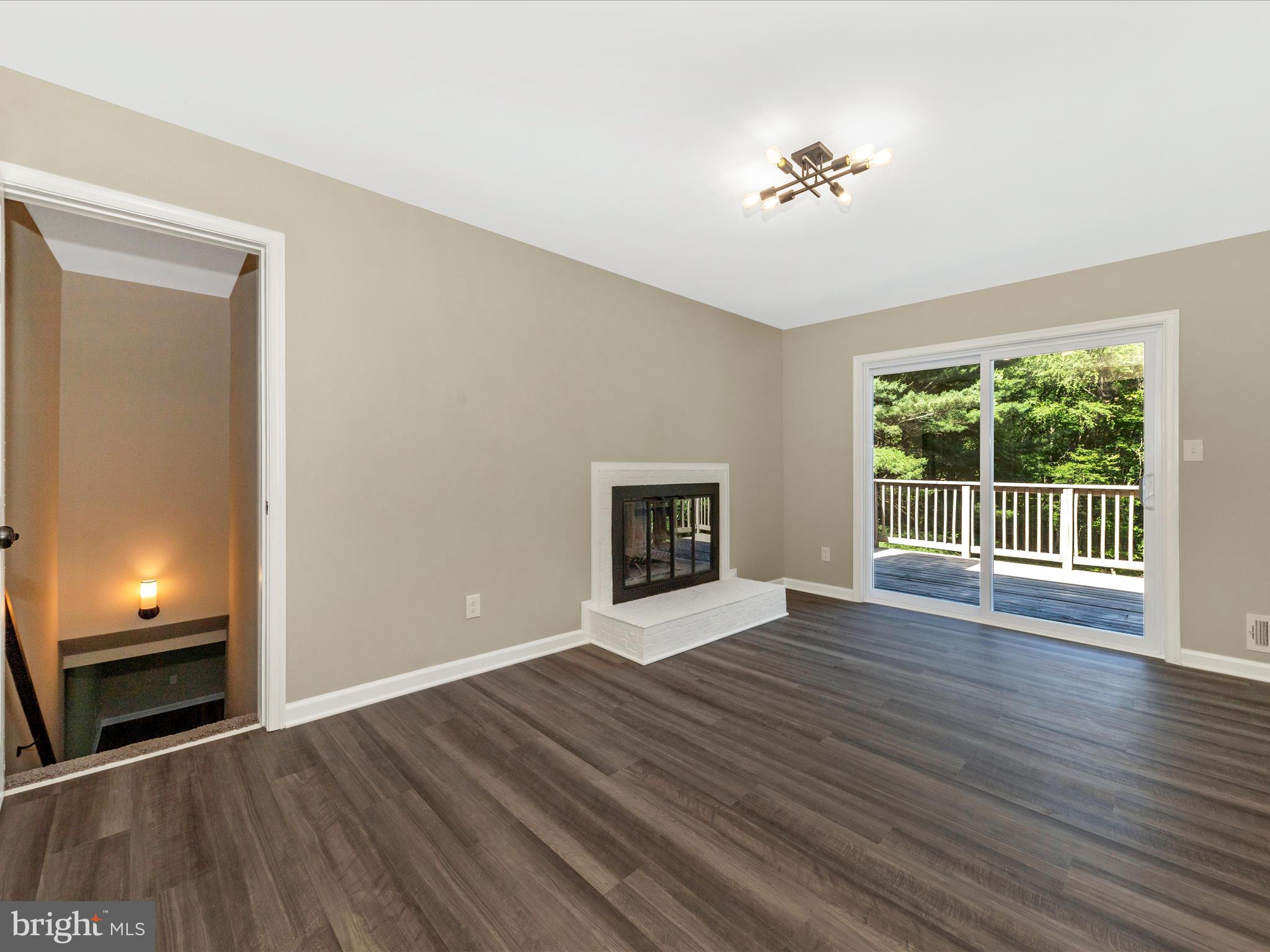 LOCH HAVEN - Residential