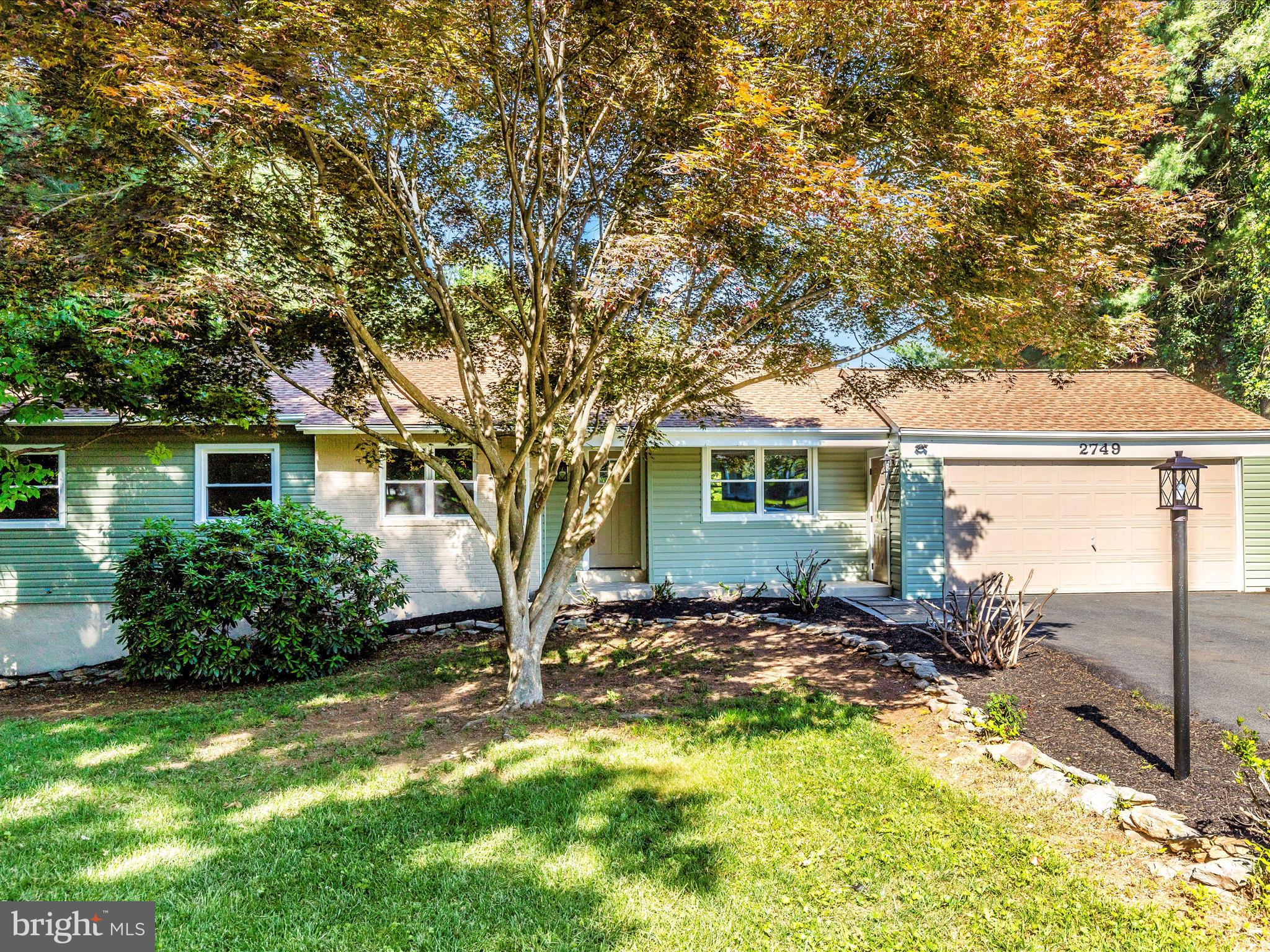 2749 LOCH HAVEN DRIVE
