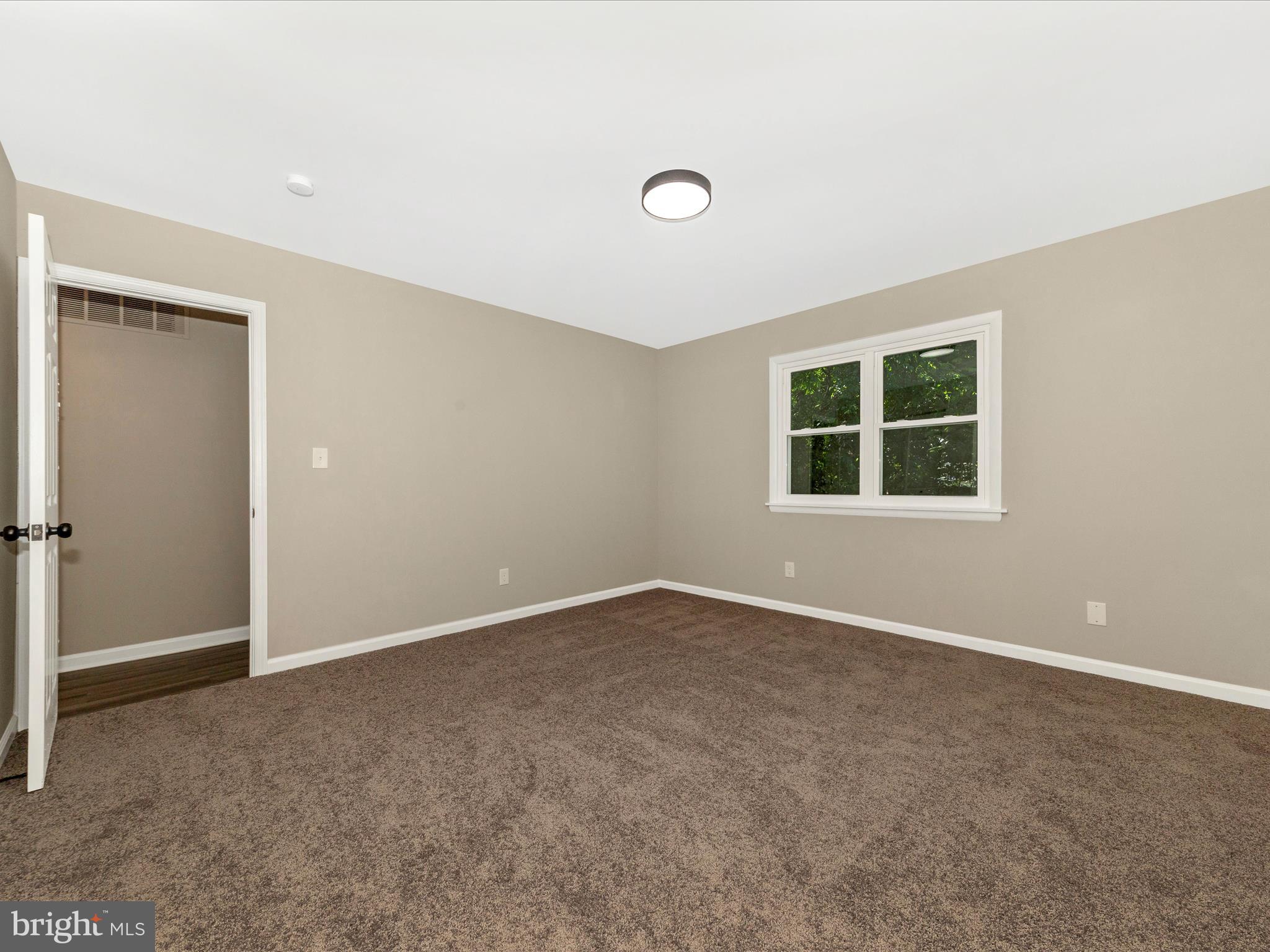 LOCH HAVEN - Residential