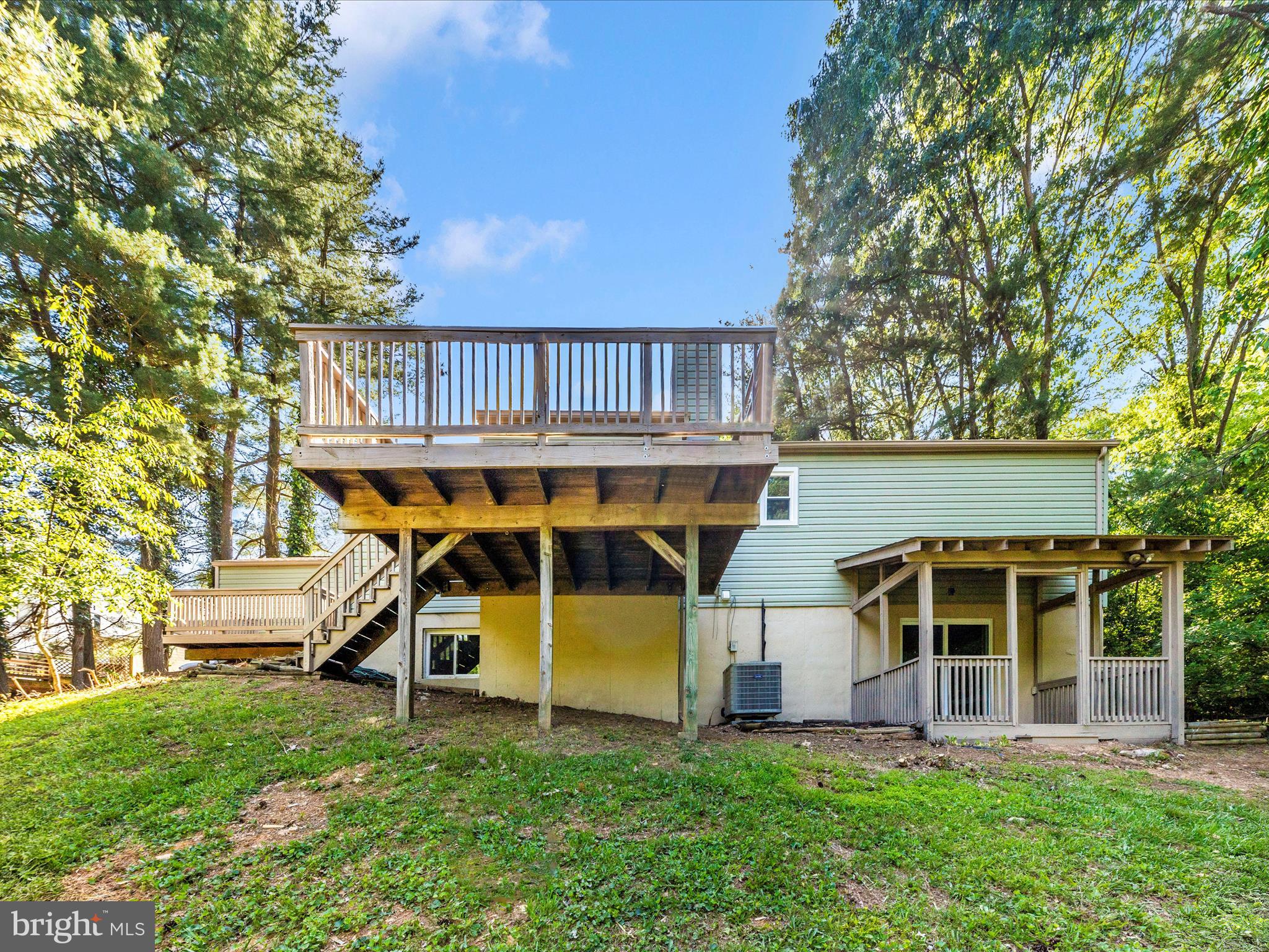 LOCH HAVEN - Residential