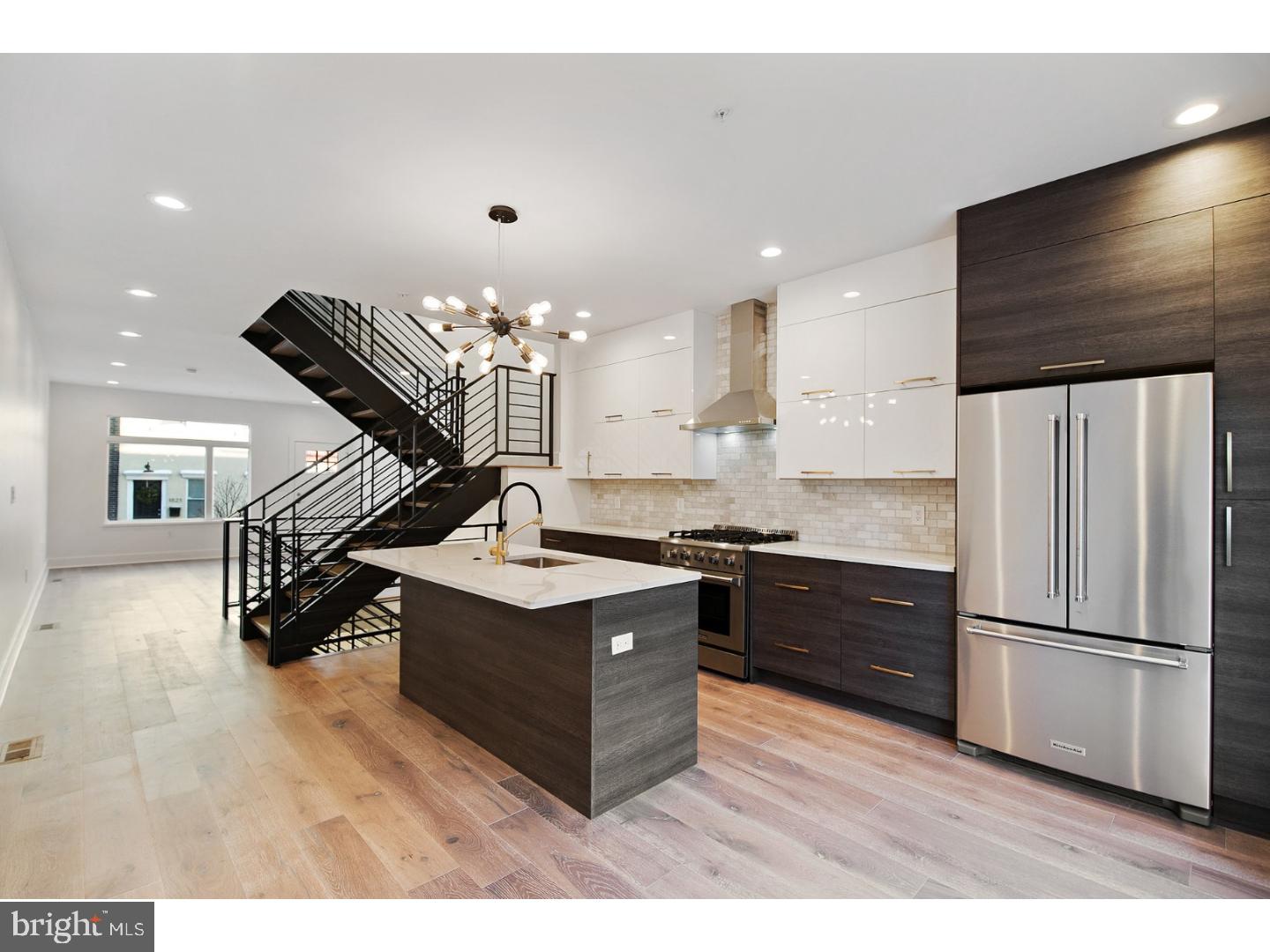 POINT BREEZE - Residential