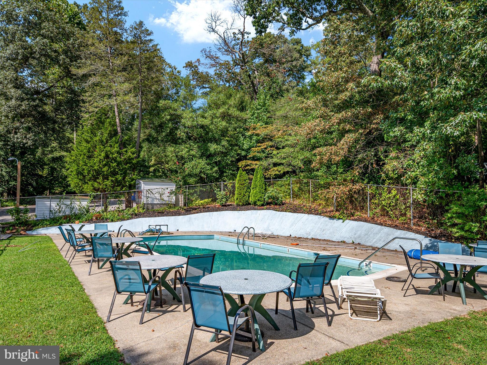 FAIRWINDS ON SEVERN - Residential