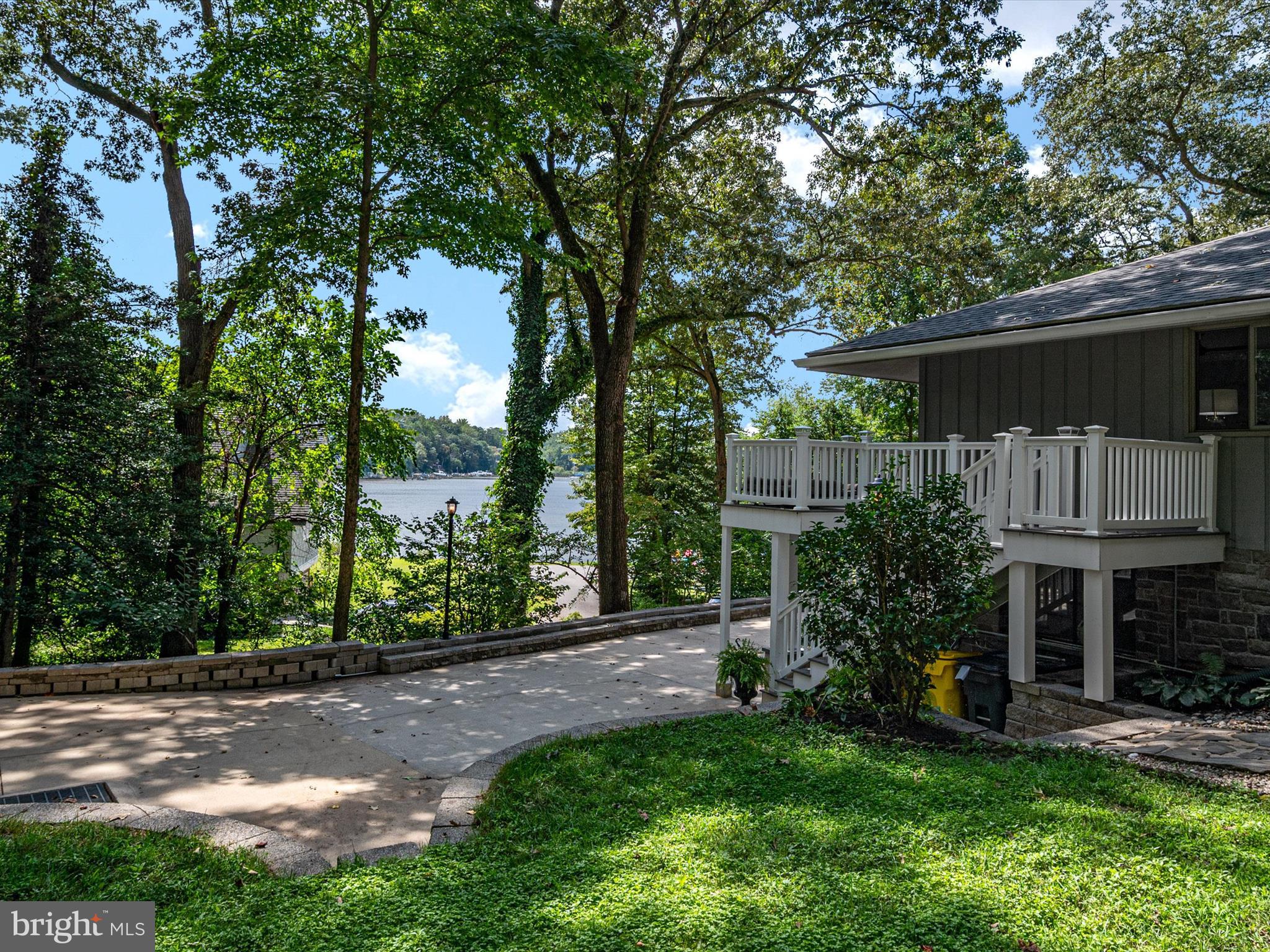 FAIRWINDS ON SEVERN - Residential