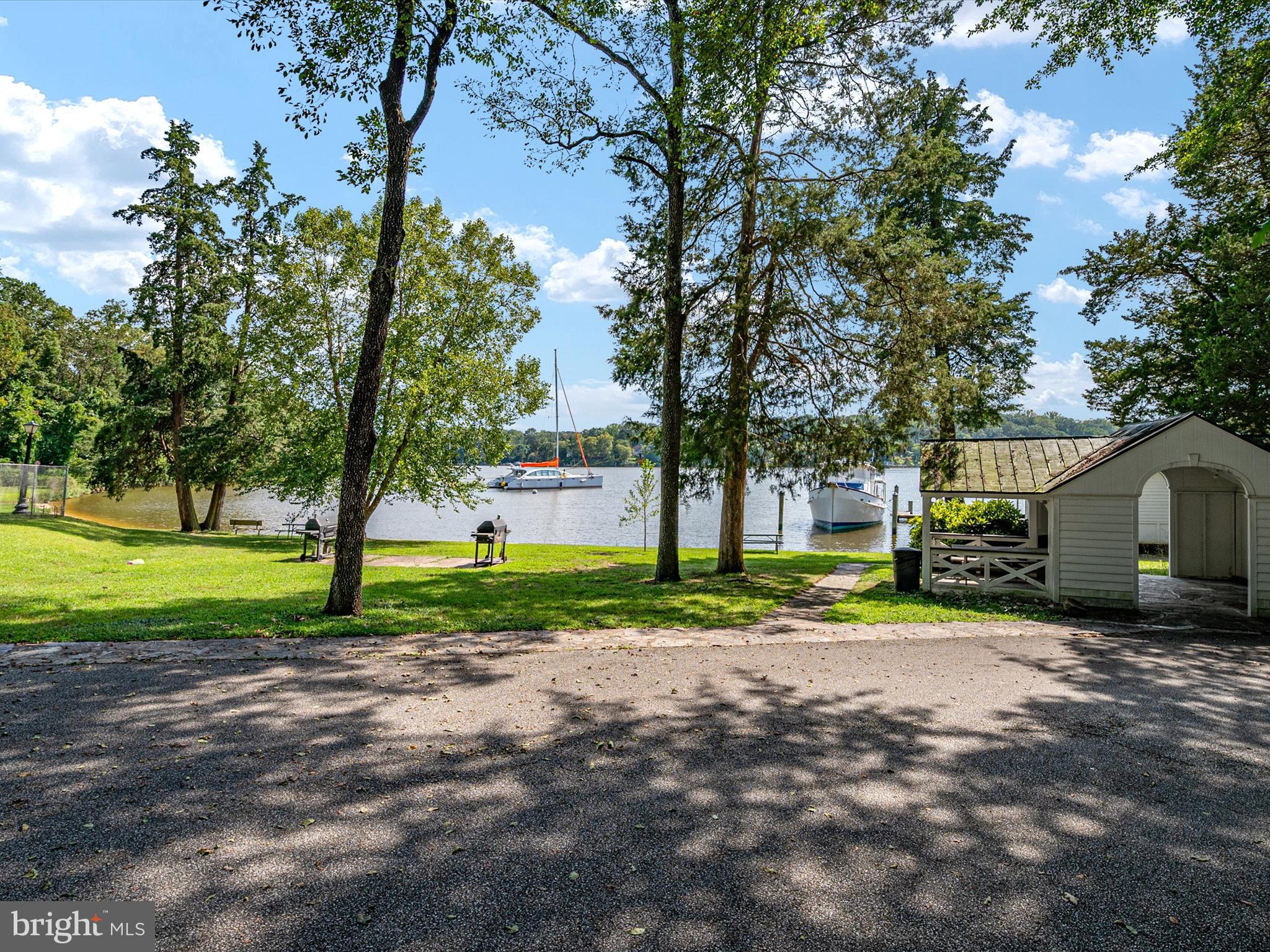 FAIRWINDS ON SEVERN - Residential