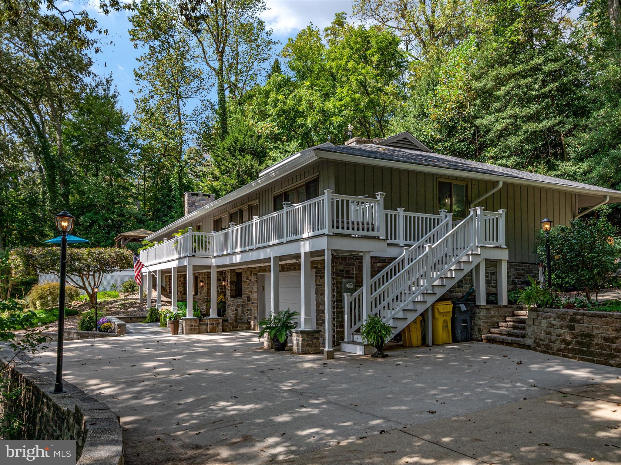 FAIRWINDS ON SEVERN - Residential