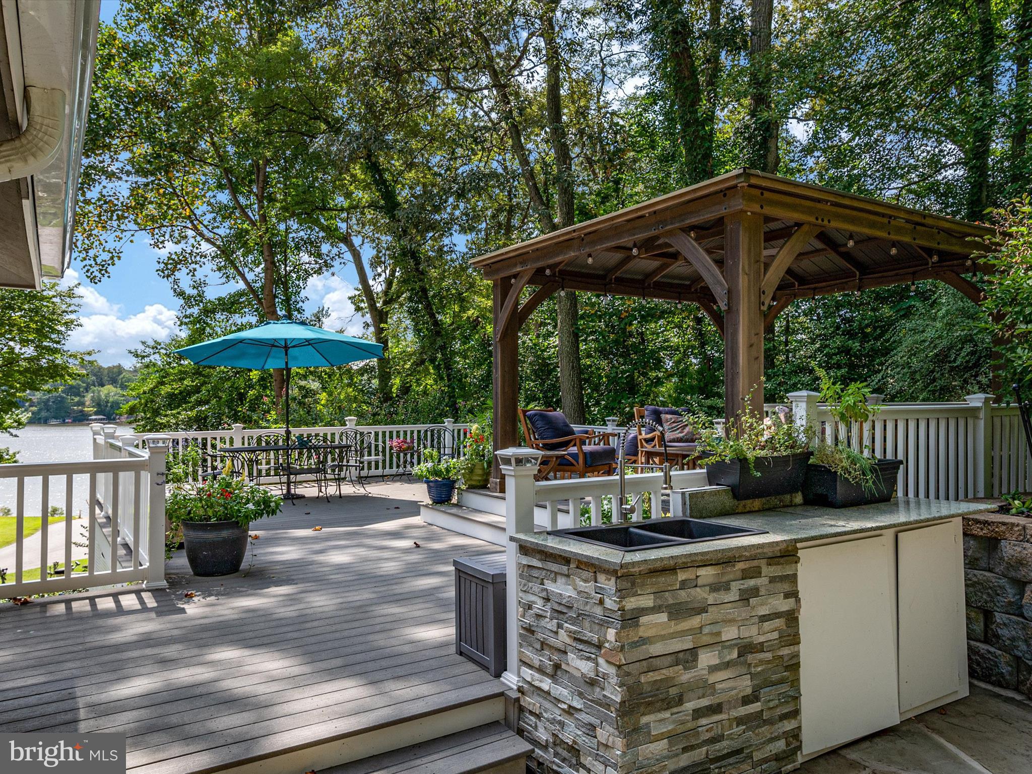 FAIRWINDS ON SEVERN - Residential