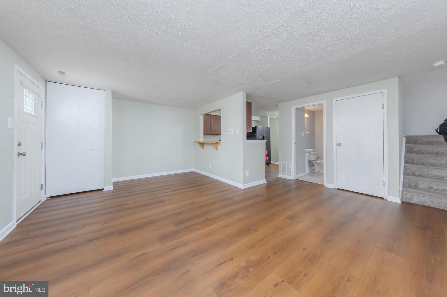 2307 GREENWOOD DRIVE