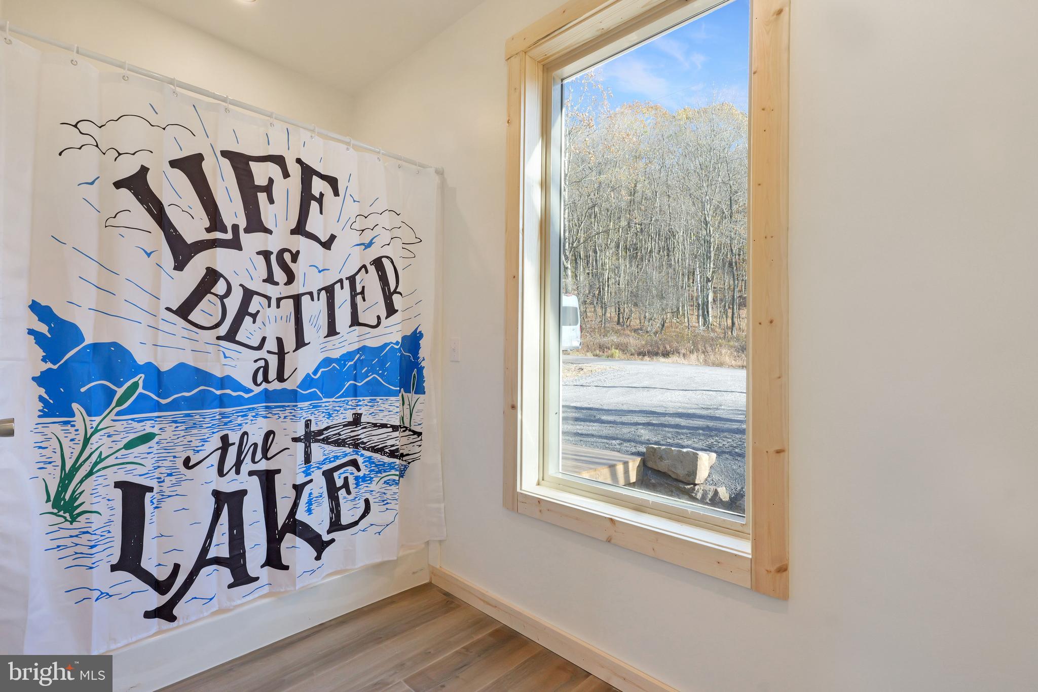 ALPINE LAKE  RESORT - Residential