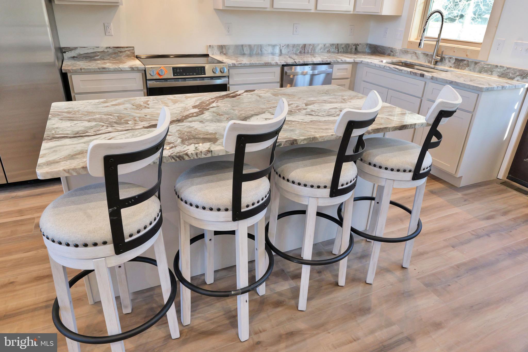 ALPINE LAKE  RESORT - Residential