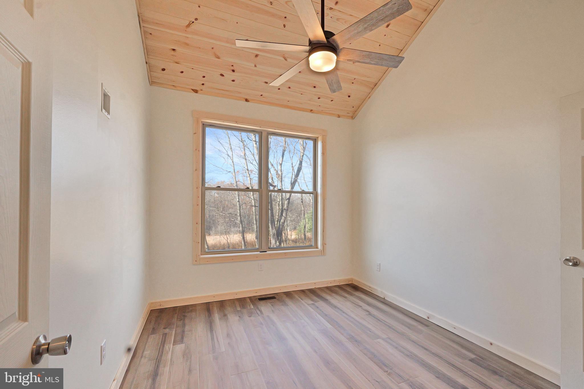 ALPINE LAKE  RESORT - Residential