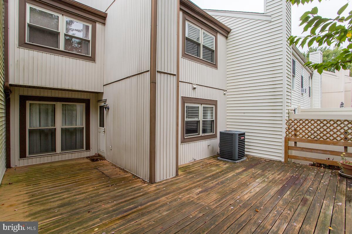 SAWYERS CREEK - Residential