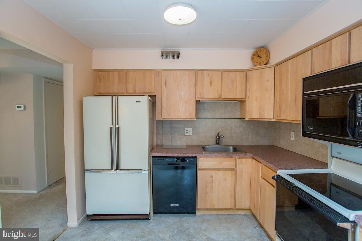 SAWYERS CREEK - Residential