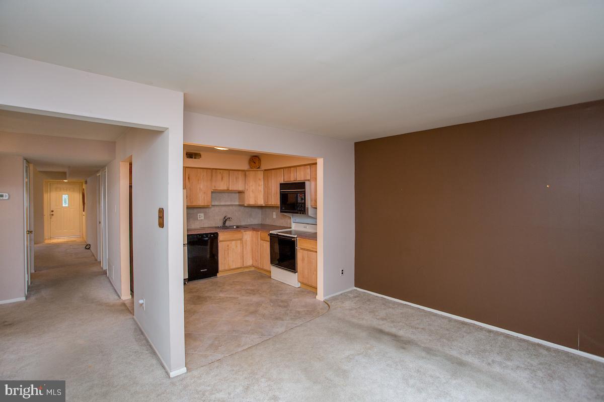 SAWYERS CREEK - Residential