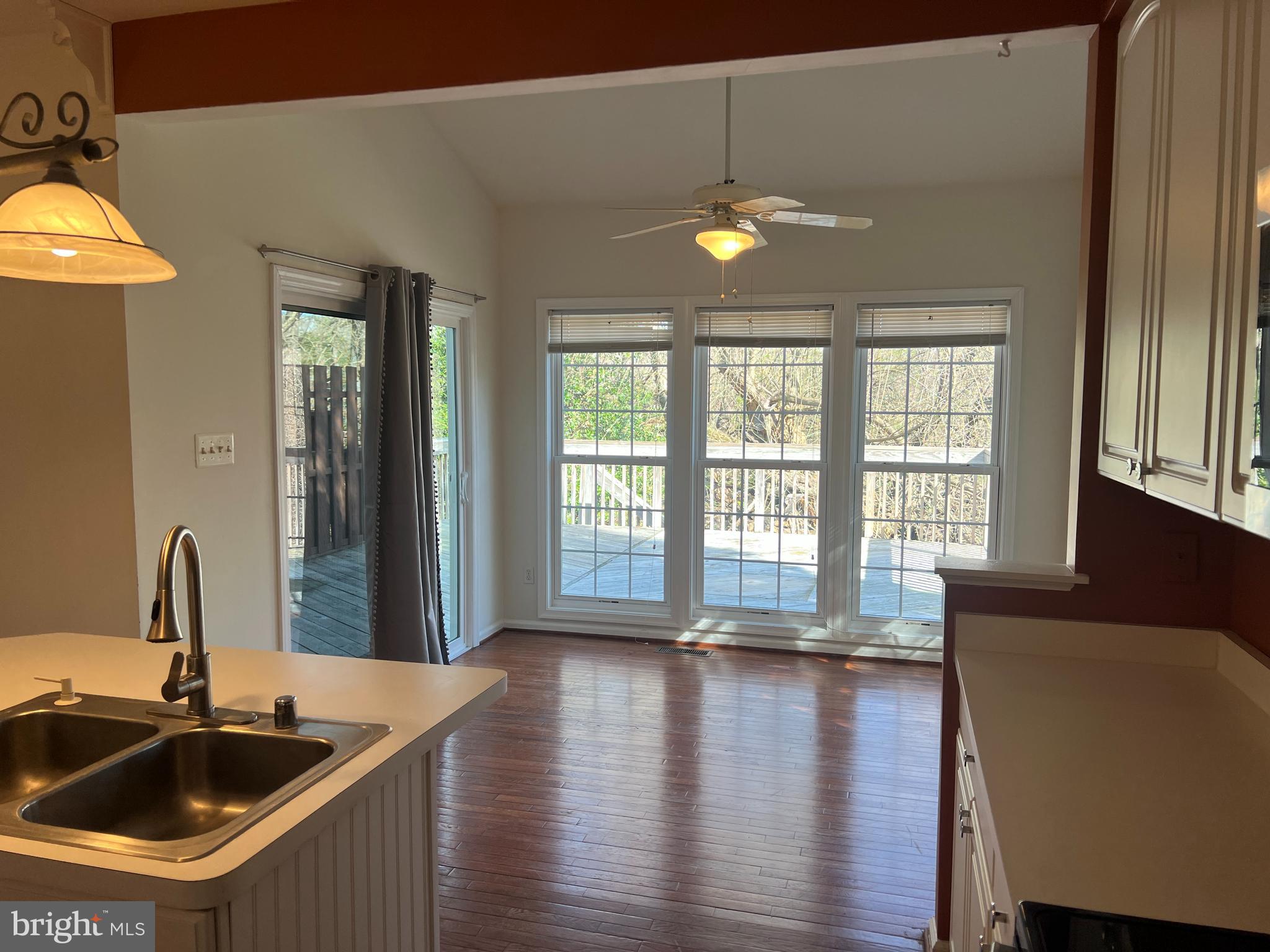 VINCENT LANE - Residential Lease