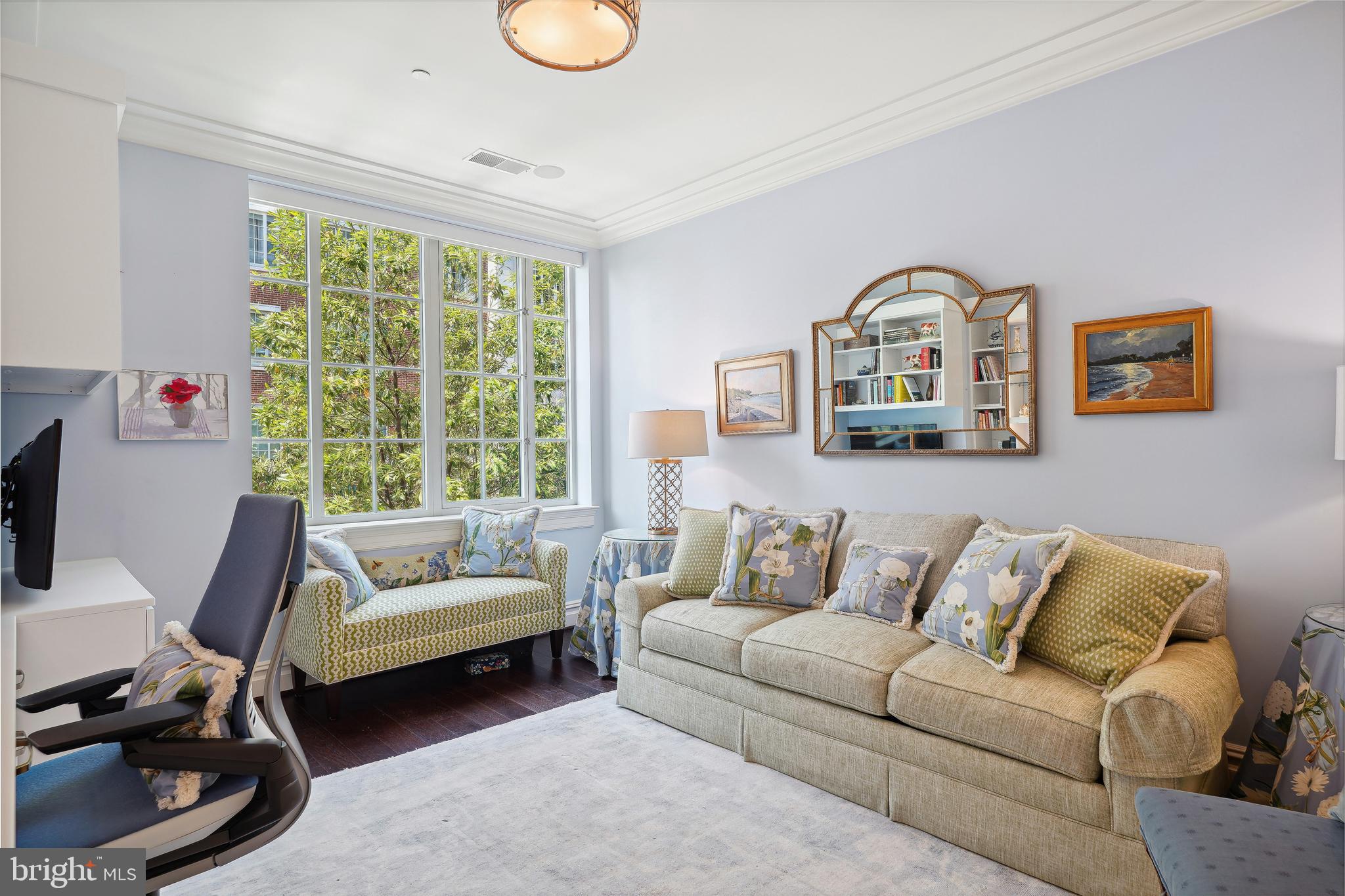 THE SIGNET - Residential