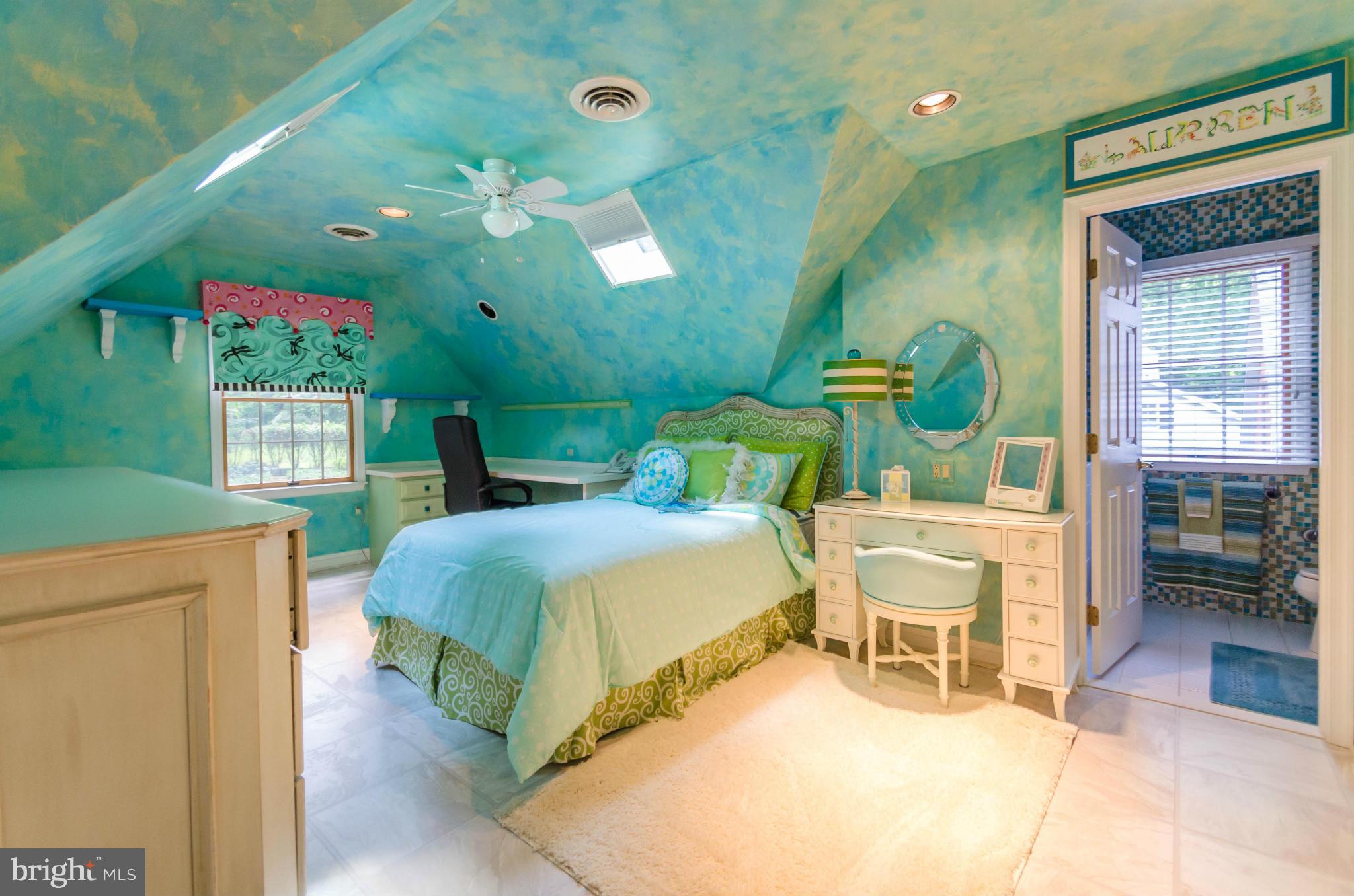 CAVES VALLEY - Residential