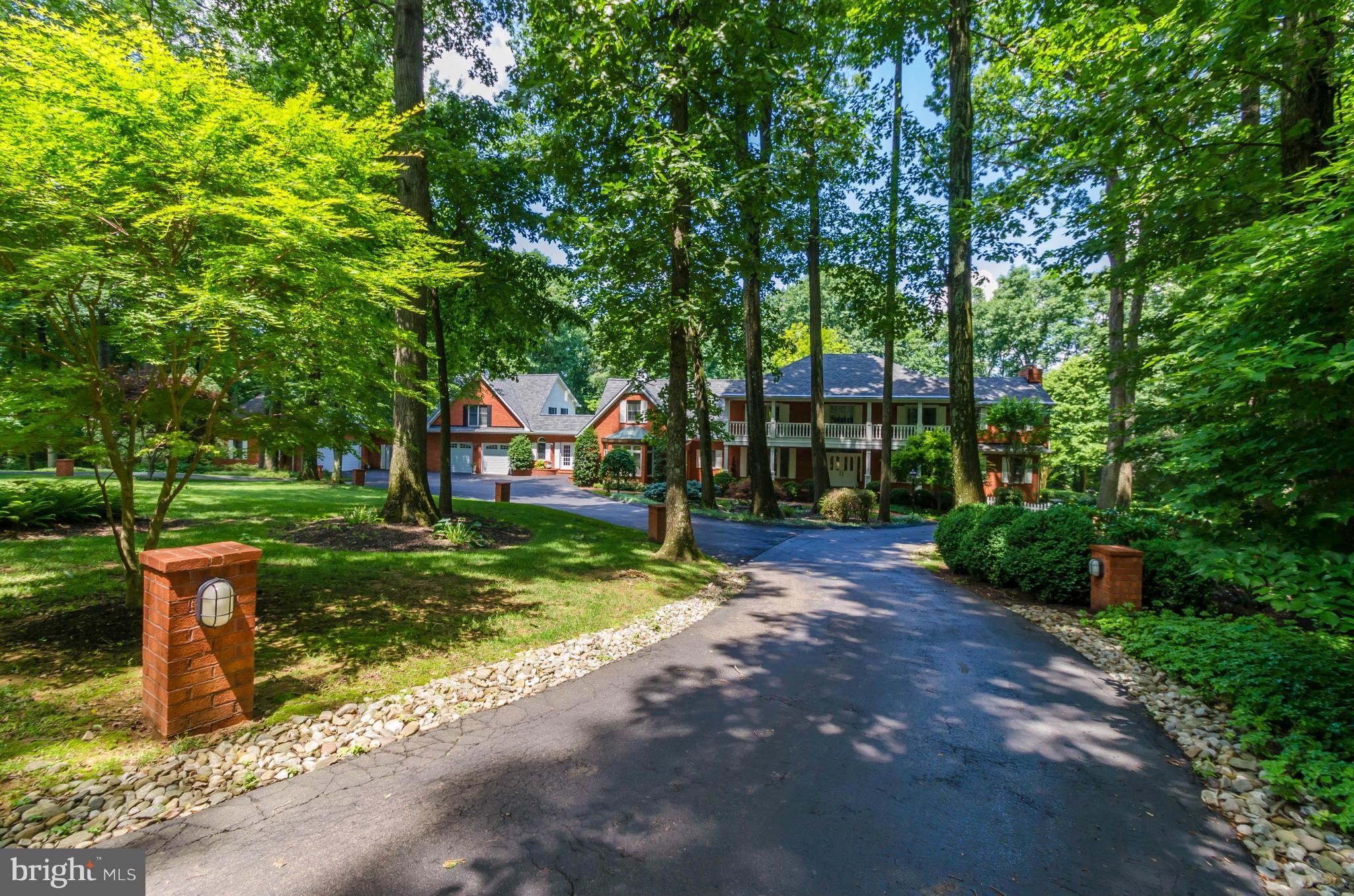 CAVES VALLEY - Residential